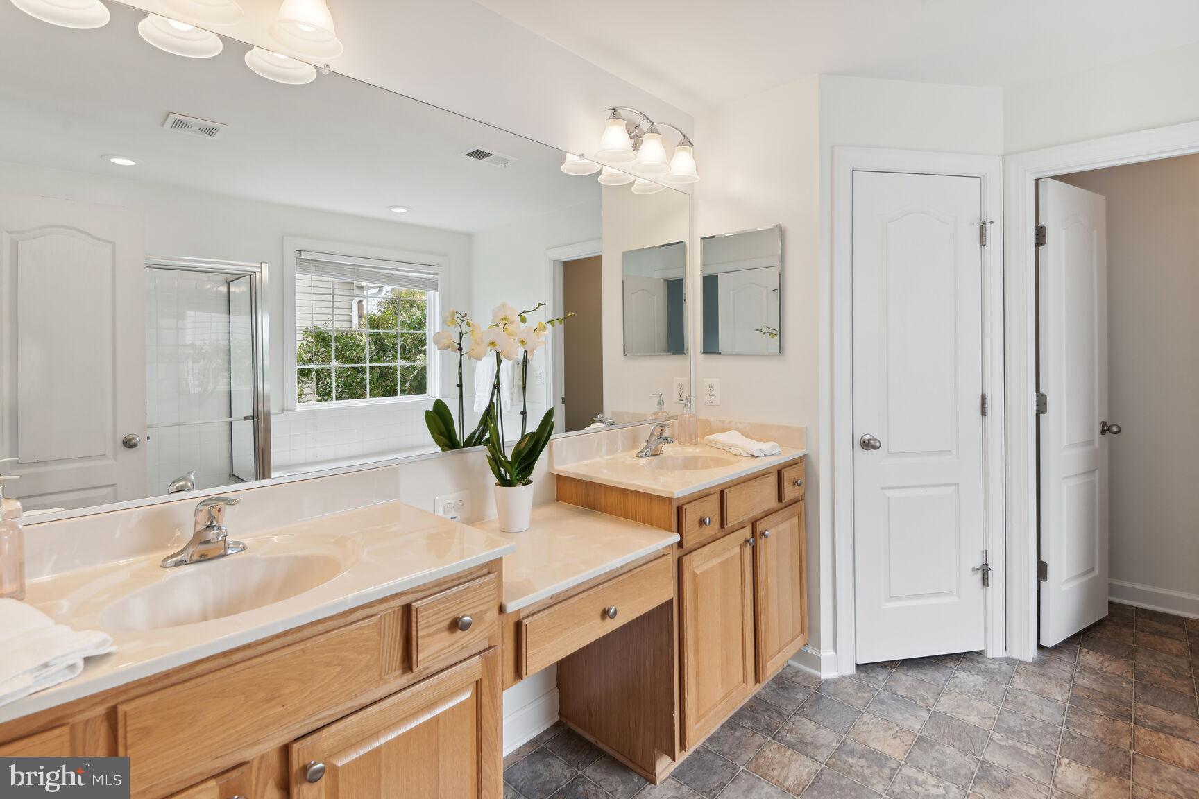 MONTICELLO - Residential