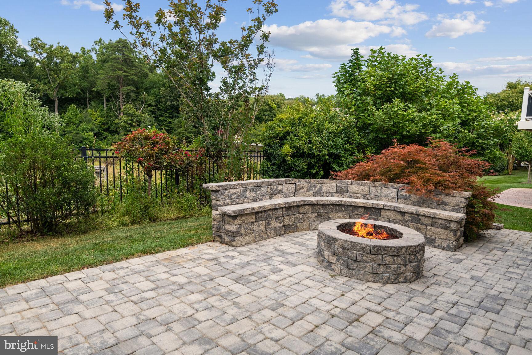 MONTICELLO - Residential