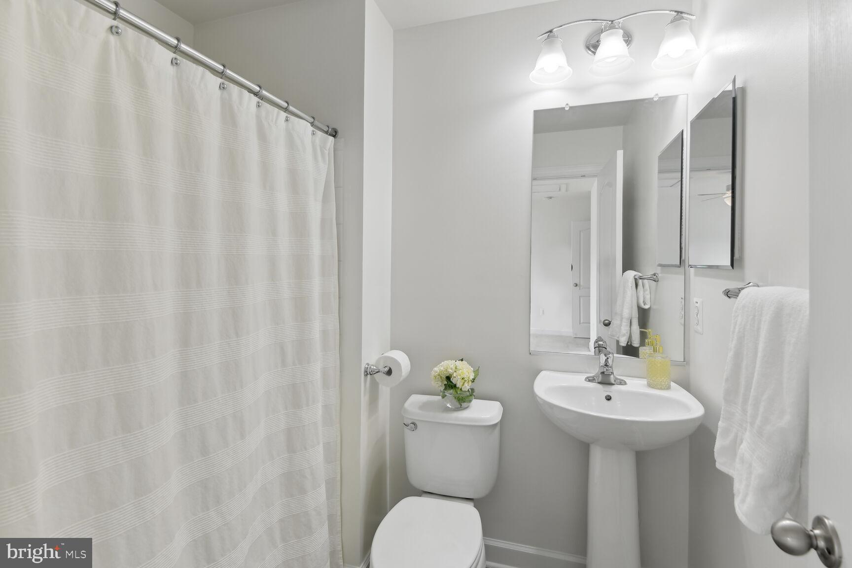 MONTICELLO - Residential