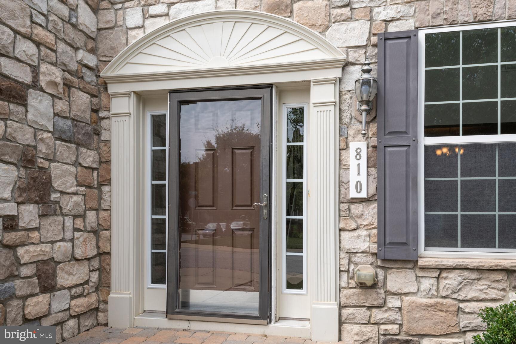 MONTICELLO - Residential