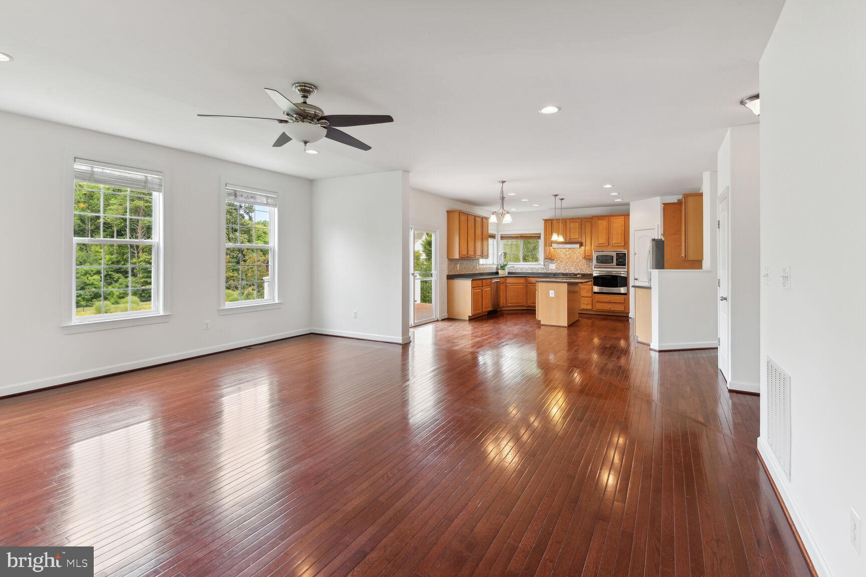 MONTICELLO - Residential