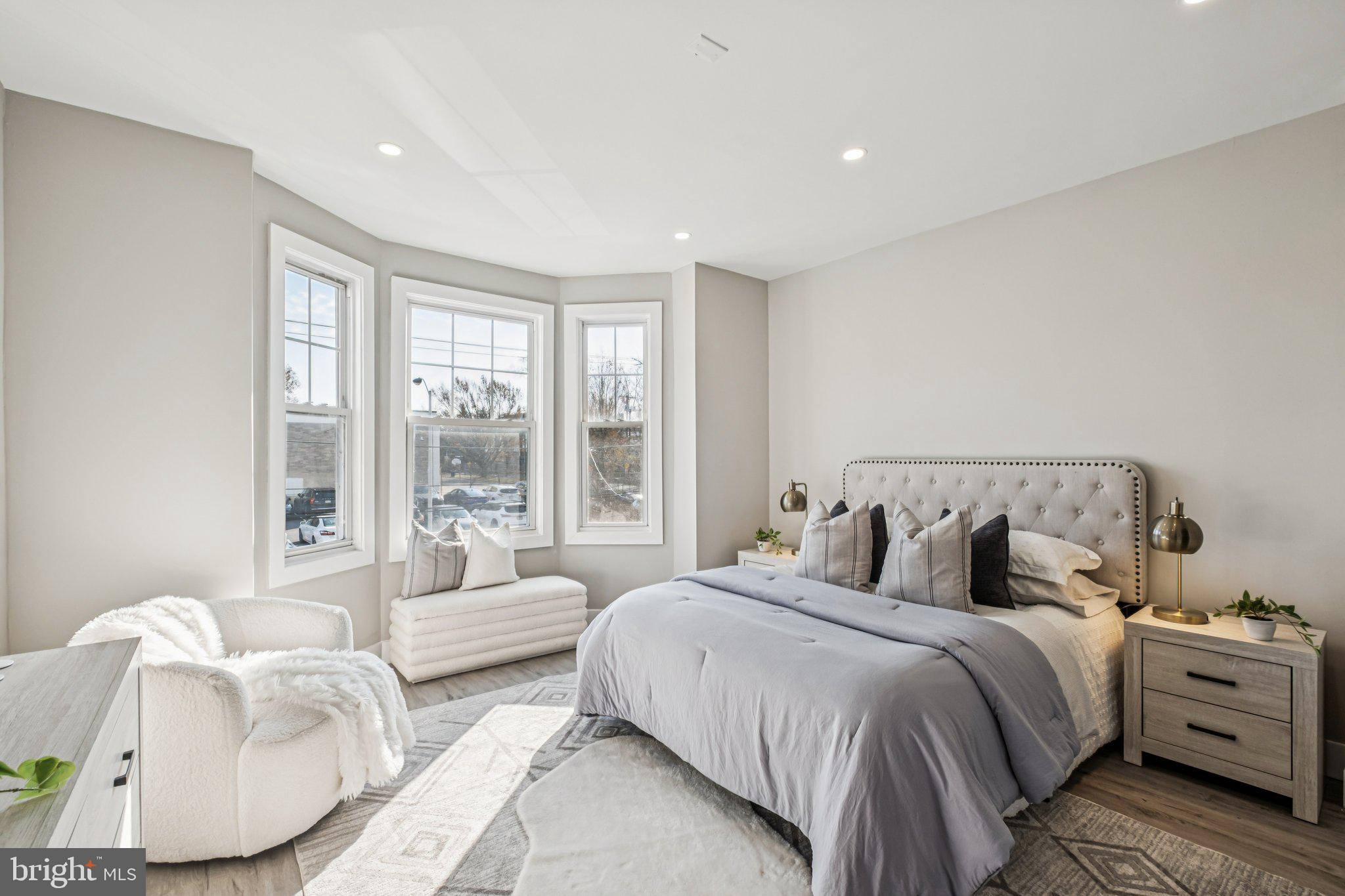 GERMANTOWN - Residential