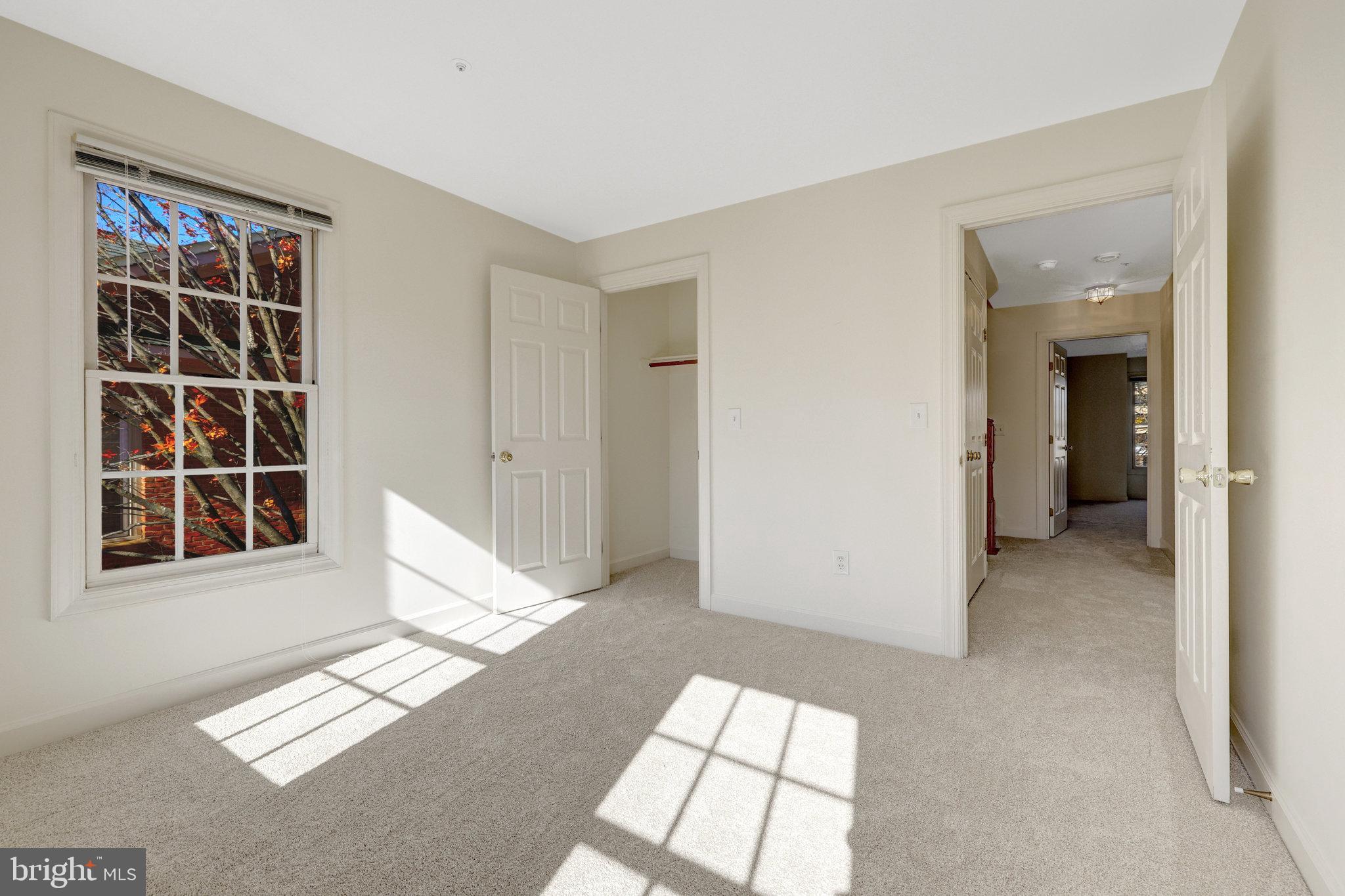 KIDWELL TOWNS - Residential Lease