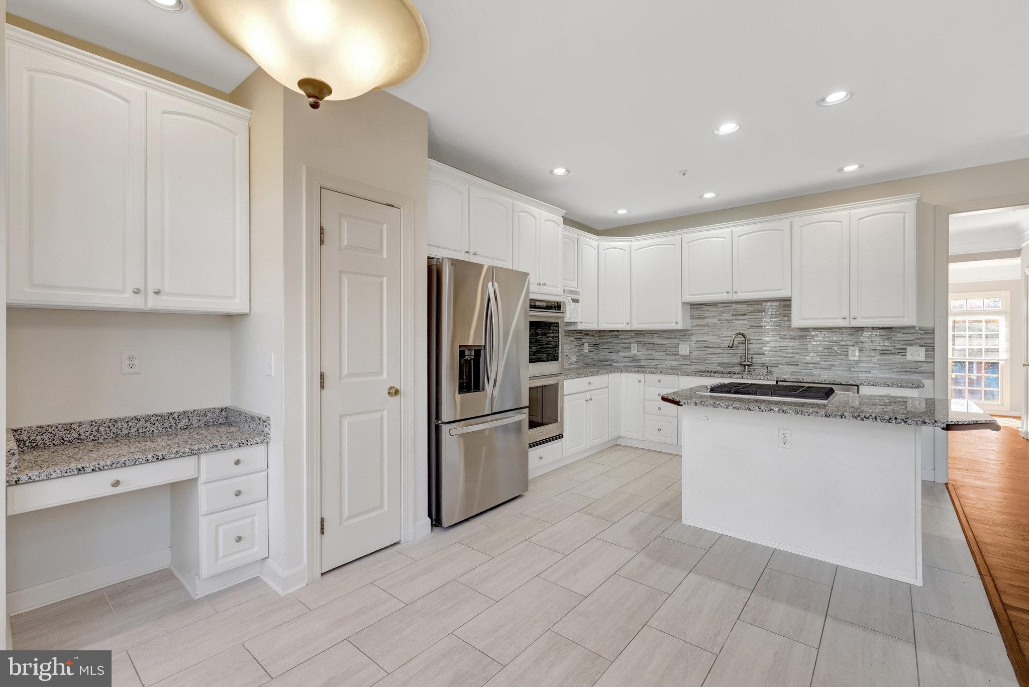 KIDWELL TOWNS - Residential Lease