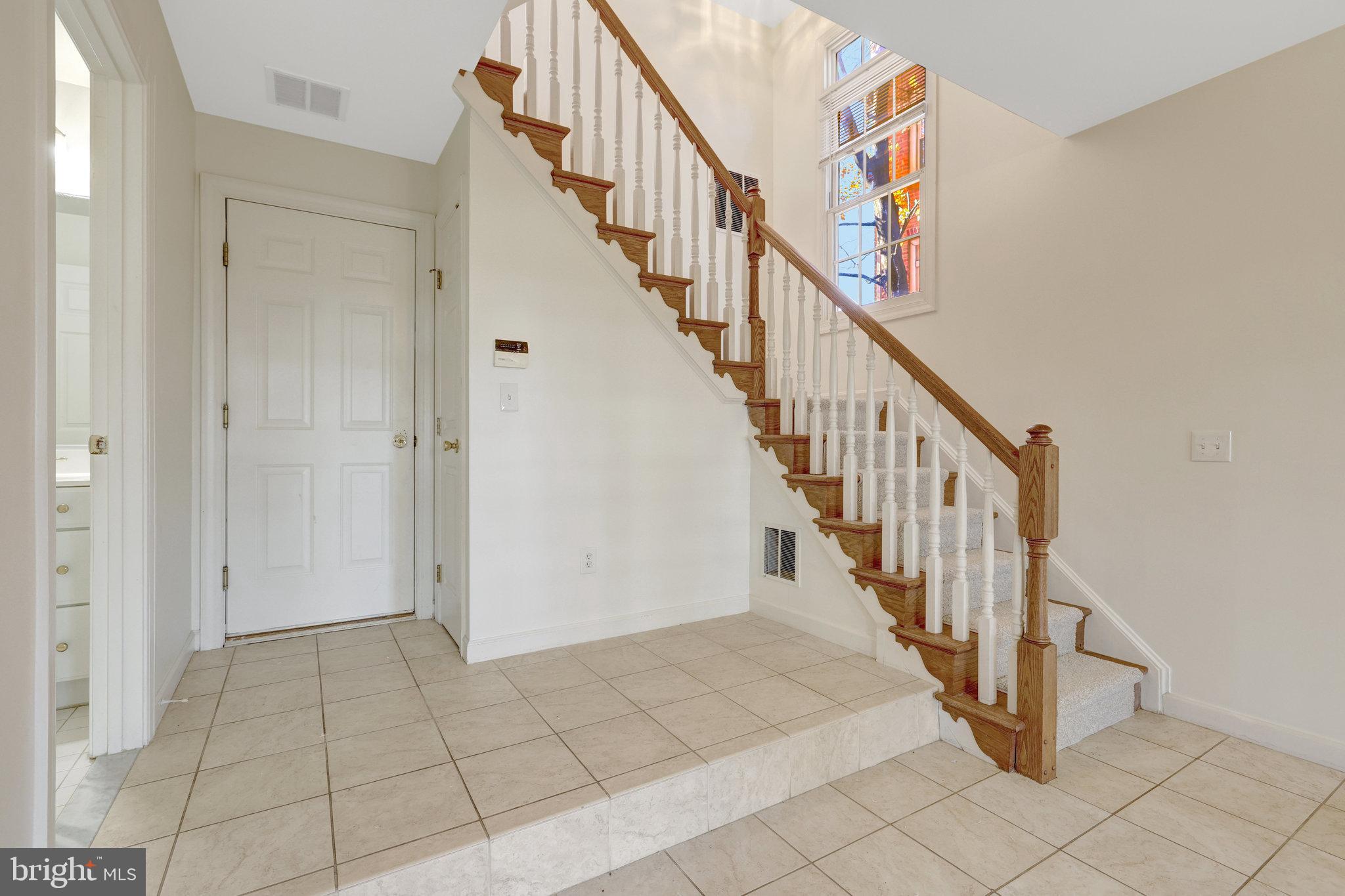 KIDWELL TOWNS - Residential Lease