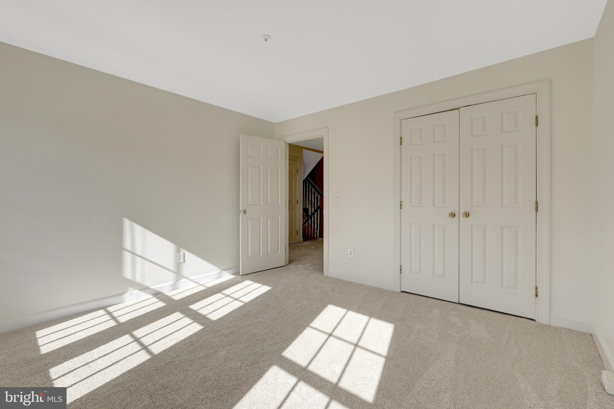 KIDWELL TOWNS - Residential Lease