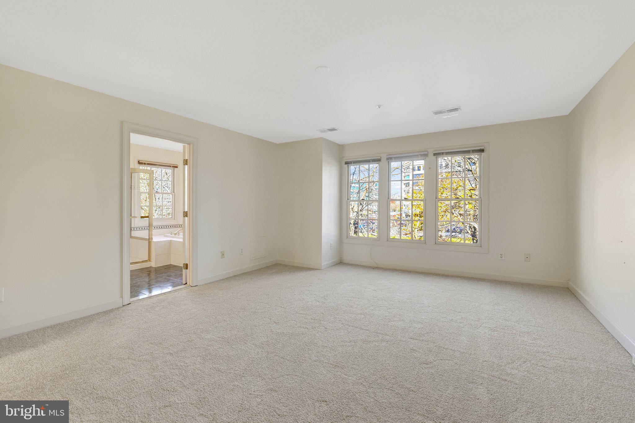 KIDWELL TOWNS - Residential Lease