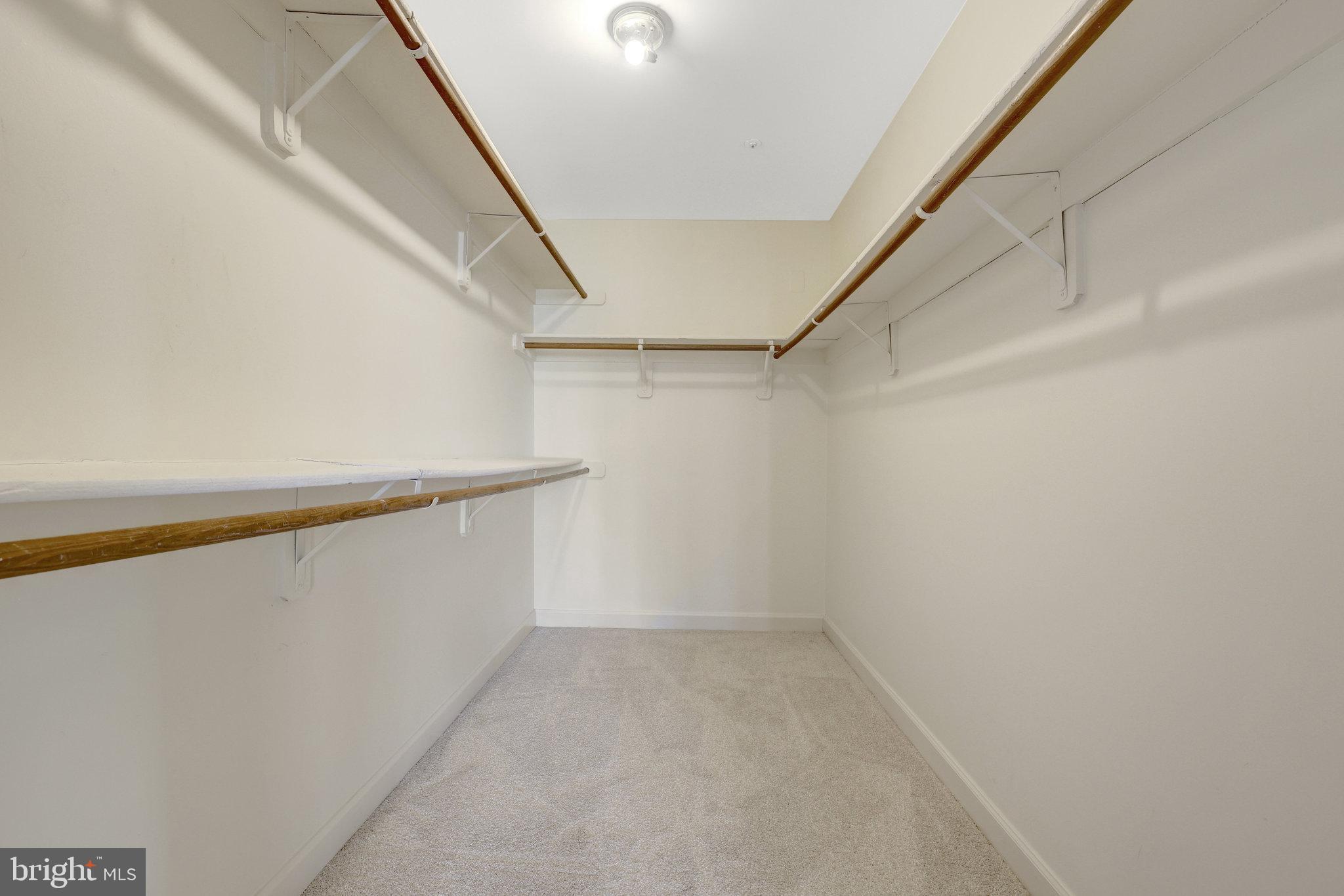 KIDWELL TOWNS - Residential Lease