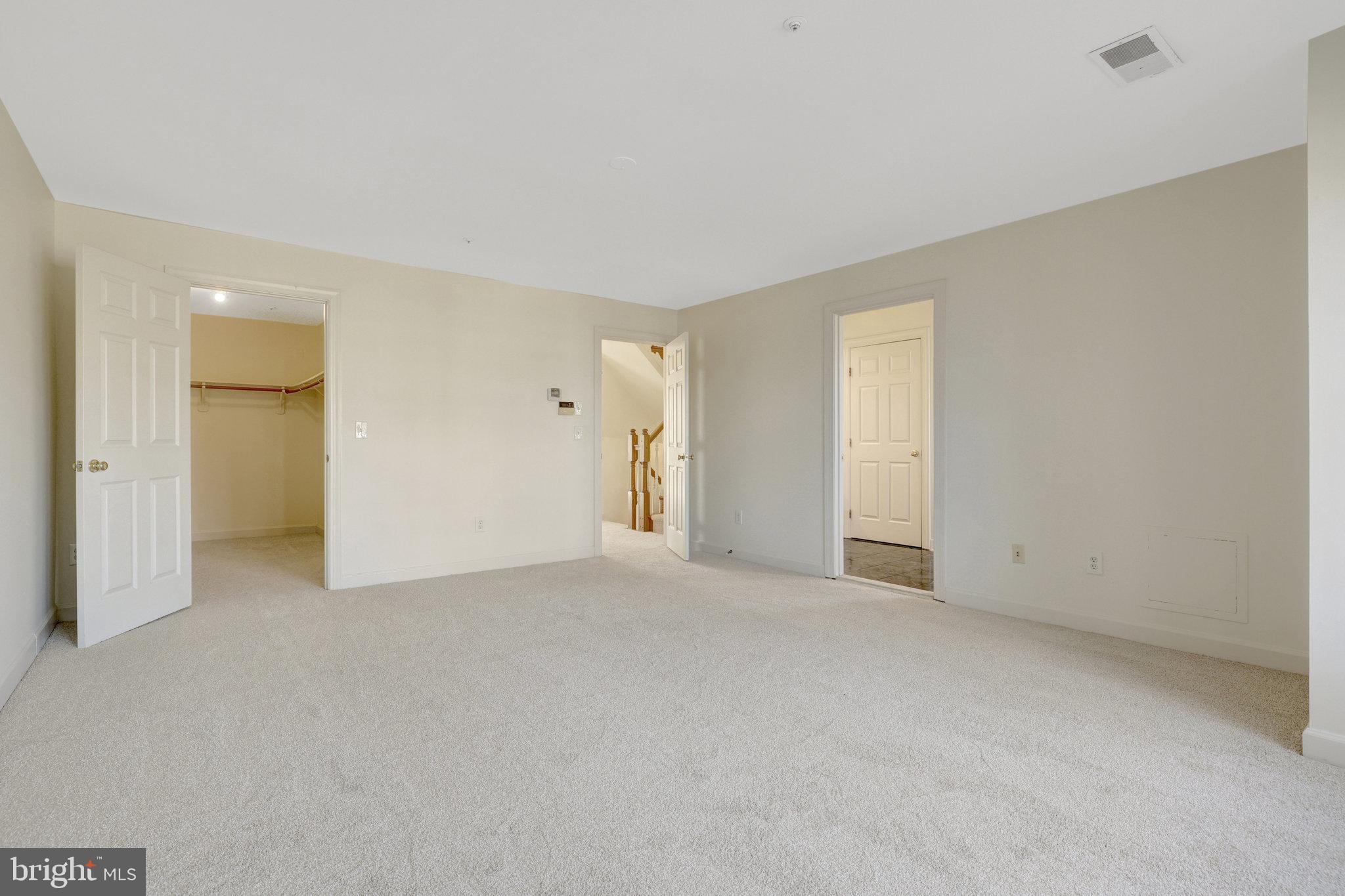 KIDWELL TOWNS - Residential Lease