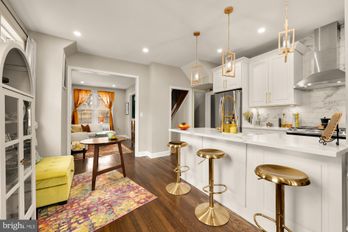 Townhouse at 2124 NORTH CAPITOL NW