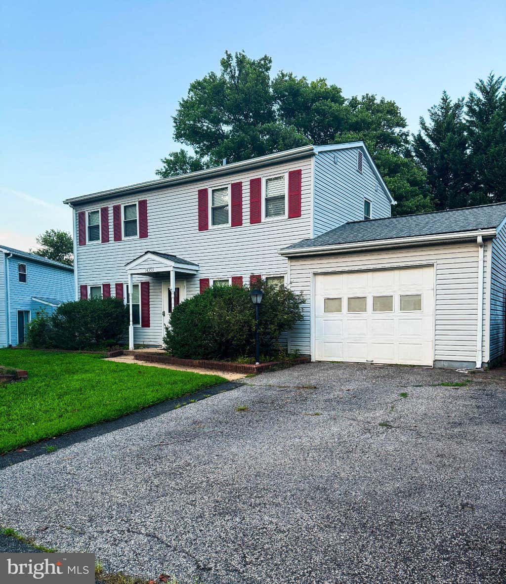 Photo of 14353 Southgate Court, WOODBRIDGE, VA 22193 (MLS # VAPW2128720)