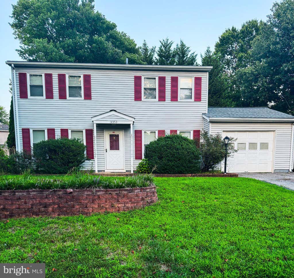 Photo of 14353 Southgate Court, WOODBRIDGE, VA 22193 (MLS # VAPW2128720)