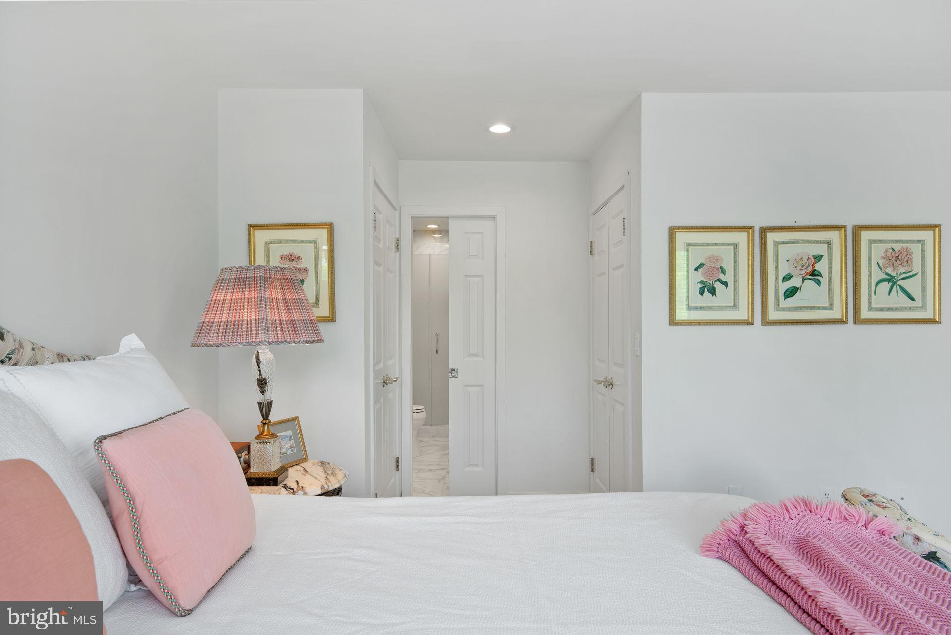 CHESAPEAKE LANDING - Residential