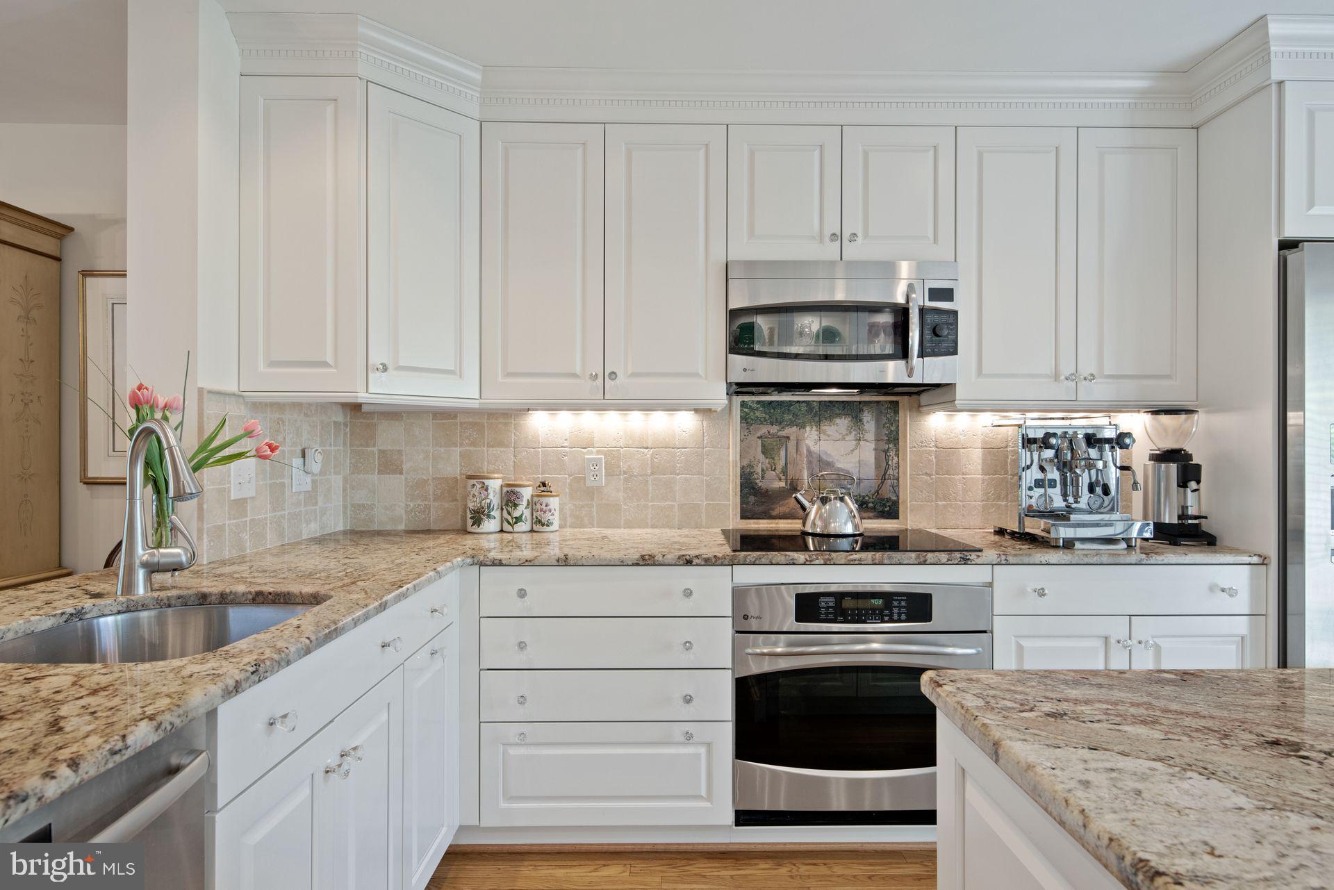 CHESAPEAKE LANDING - Residential