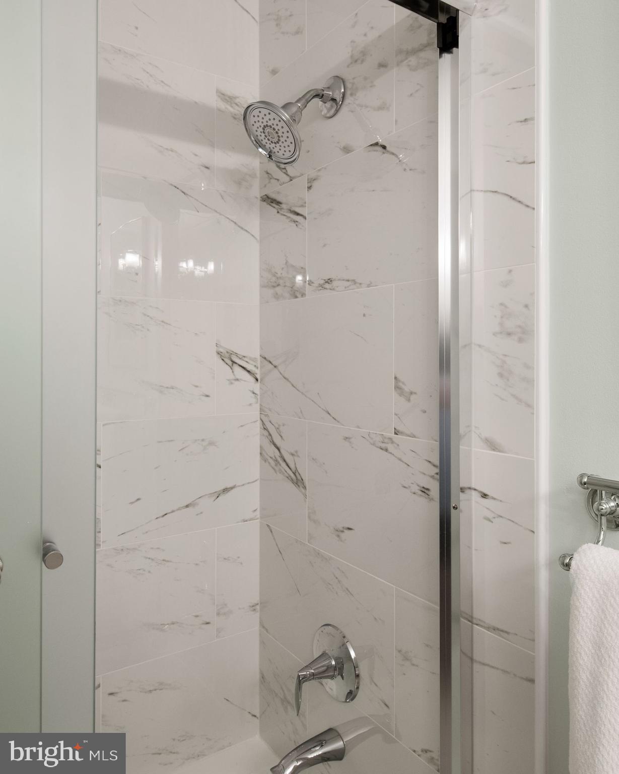 CHESAPEAKE LANDING - Residential