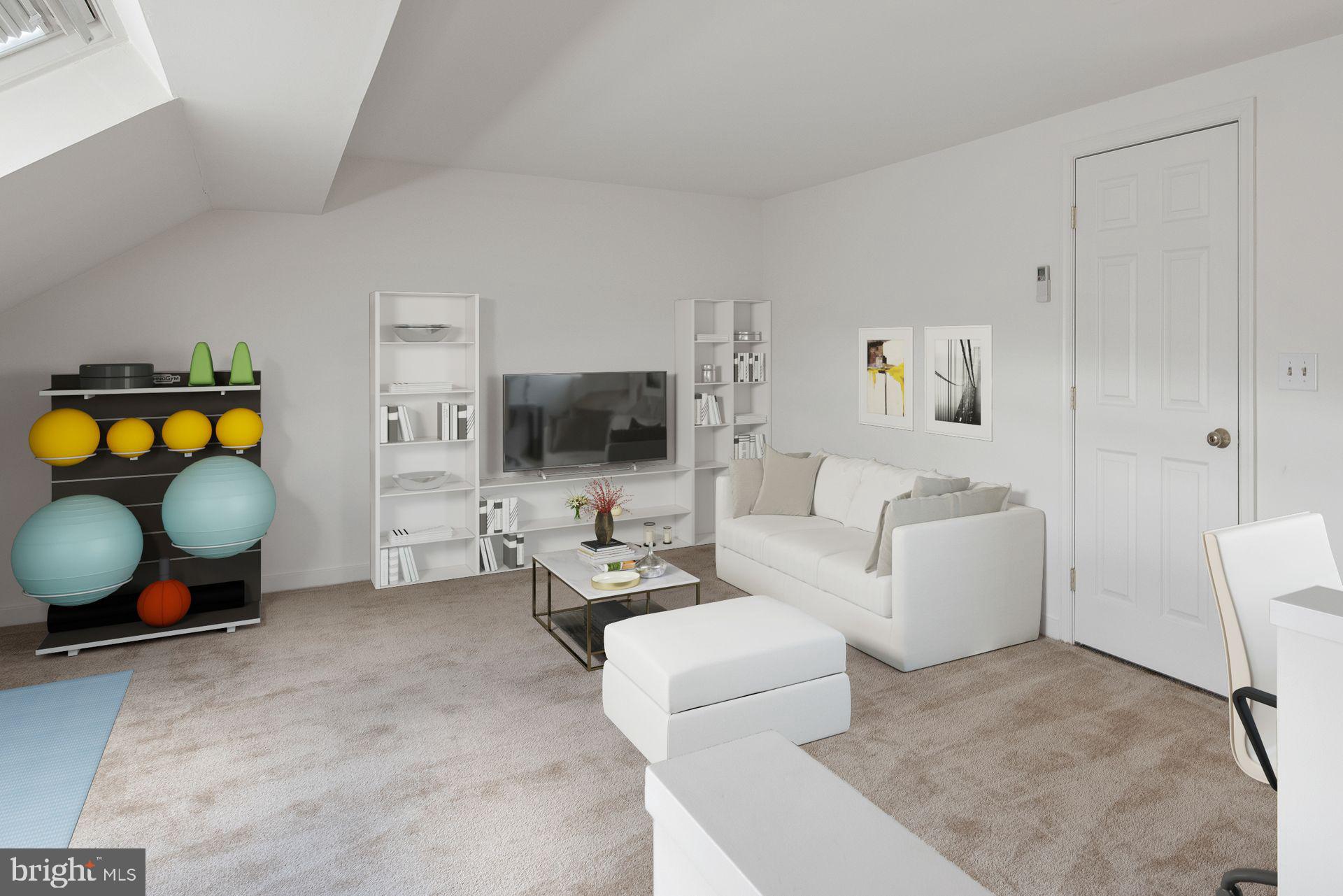 CHESAPEAKE LANDING - Residential