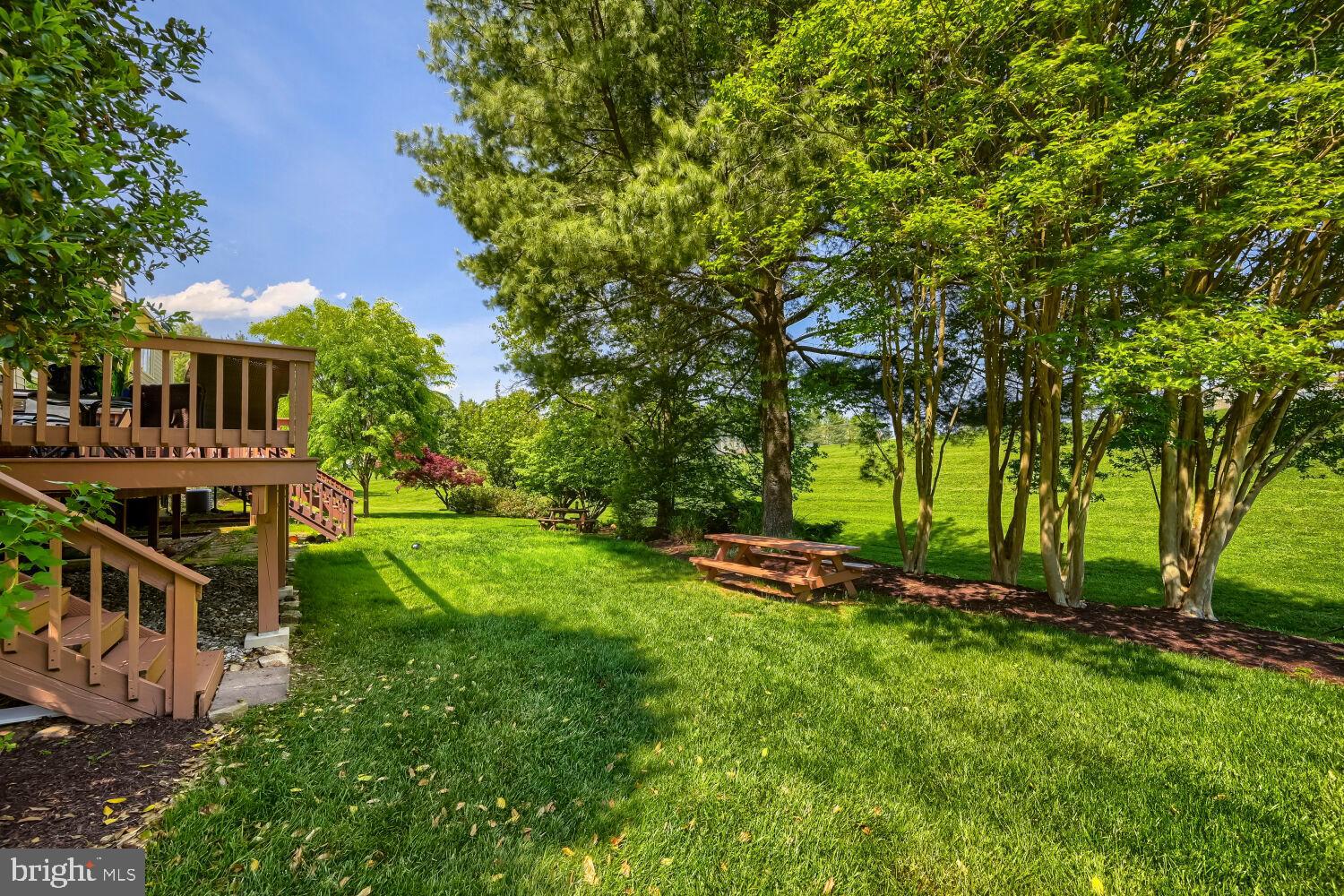 SUMMIT CHASE - Residential