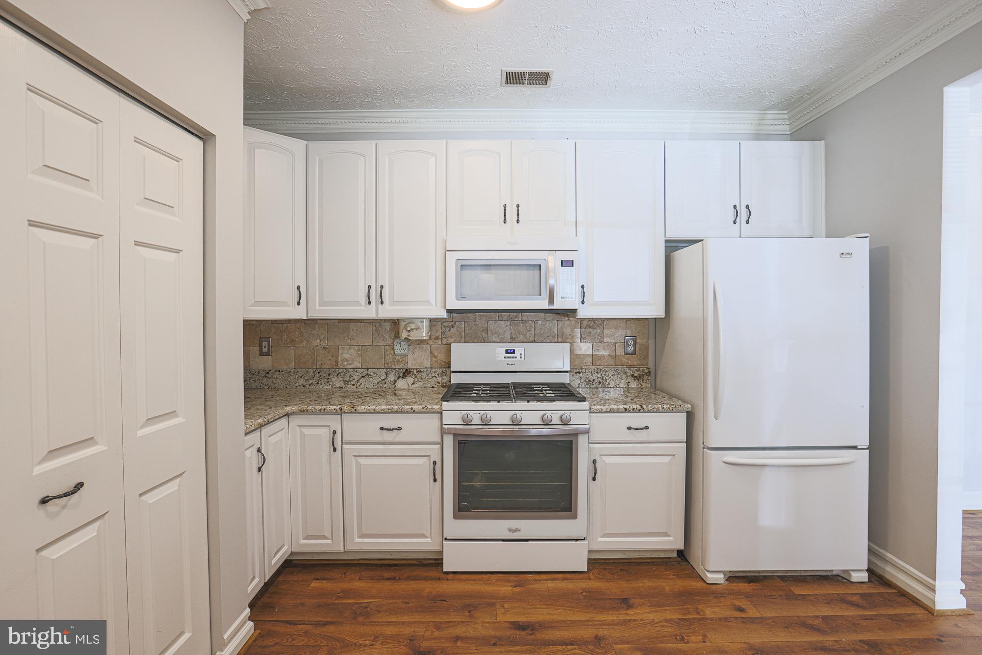 PERRY HALL FARMS GARDEN CONDOS - Residential