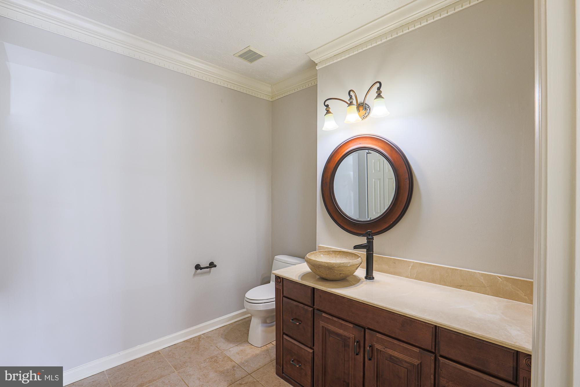 PERRY HALL FARMS GARDEN CONDOS - Residential