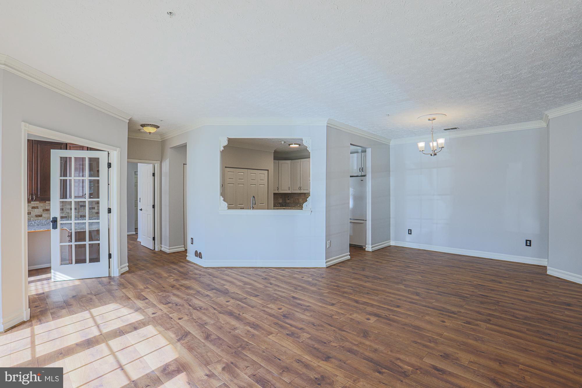 PERRY HALL FARMS GARDEN CONDOS - Residential