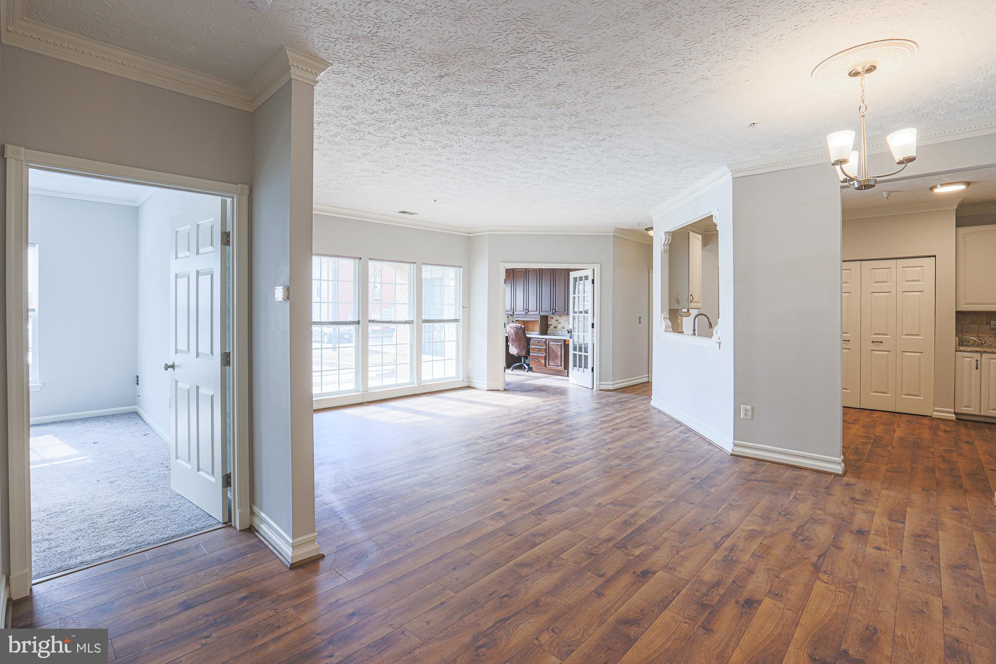 PERRY HALL FARMS GARDEN CONDOS - Residential