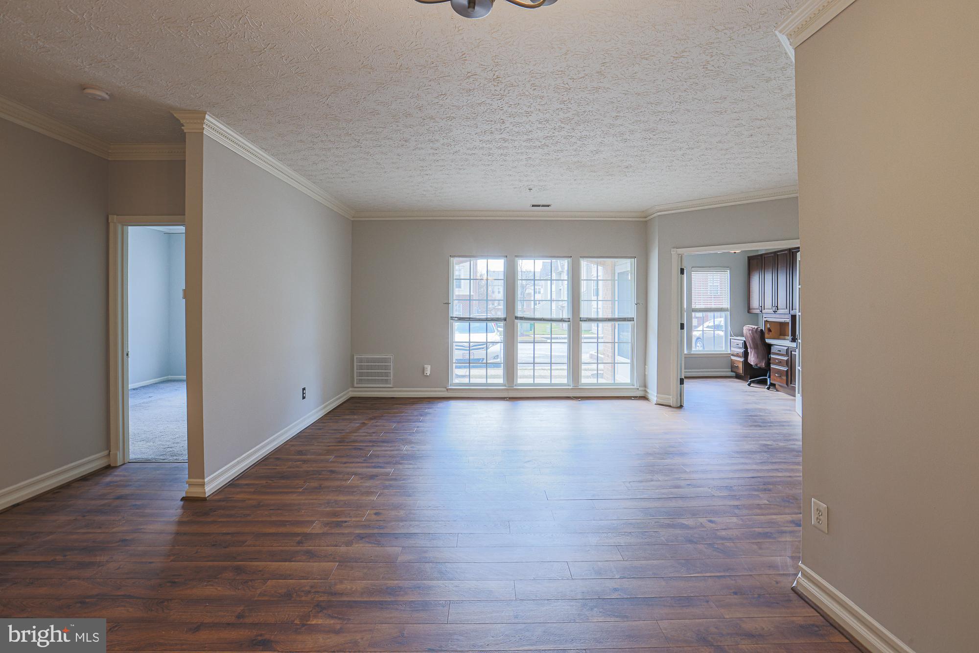 PERRY HALL FARMS GARDEN CONDOS - Residential