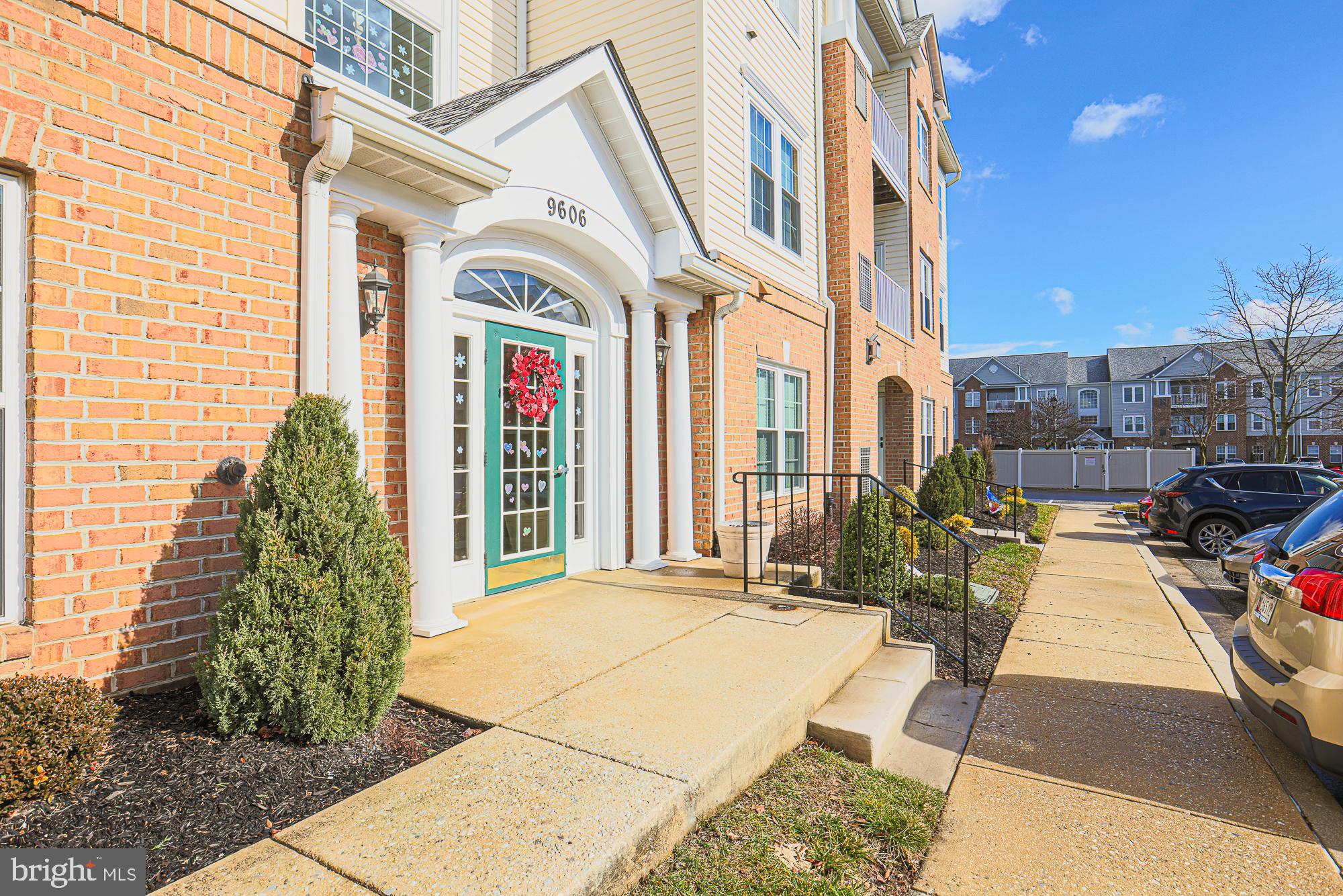 PERRY HALL FARMS GARDEN CONDOS - Residential