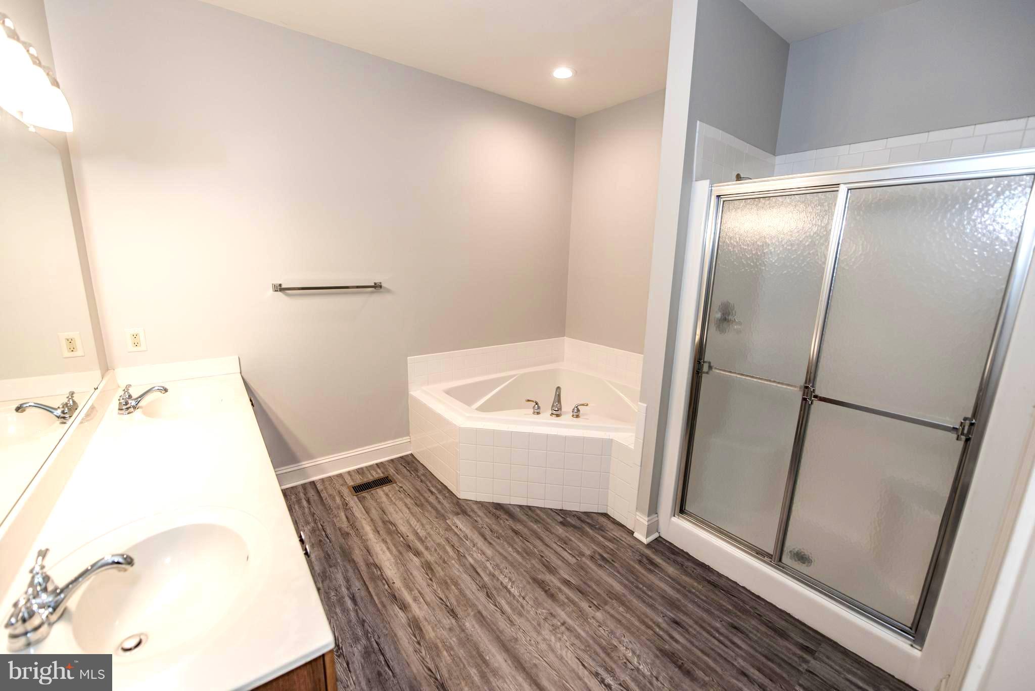 FERNBANK - Residential