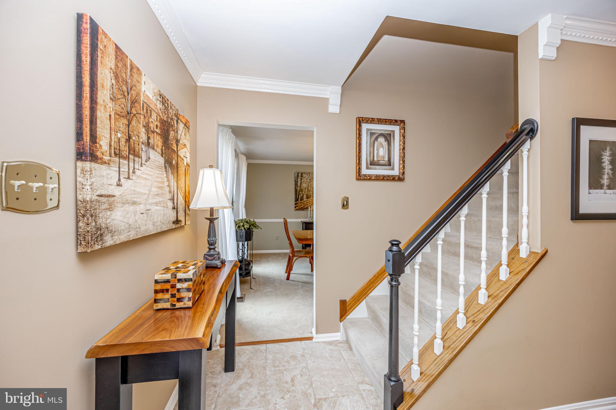 5 FIELDSWAY COURT