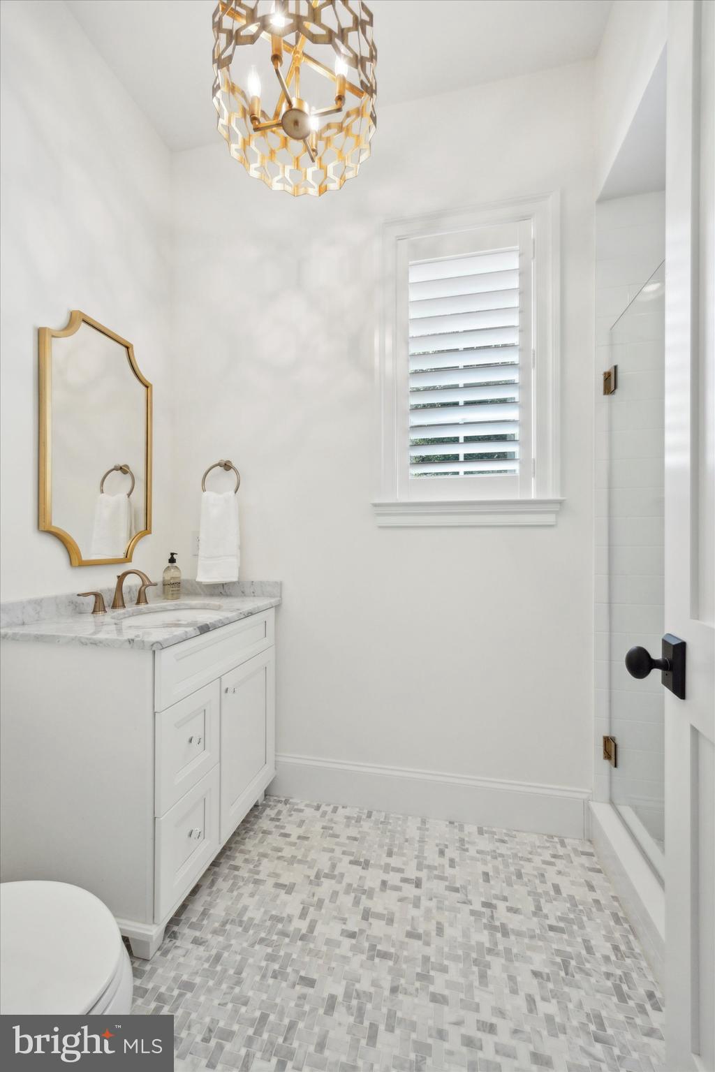 CANTERBURY WOODS - Residential