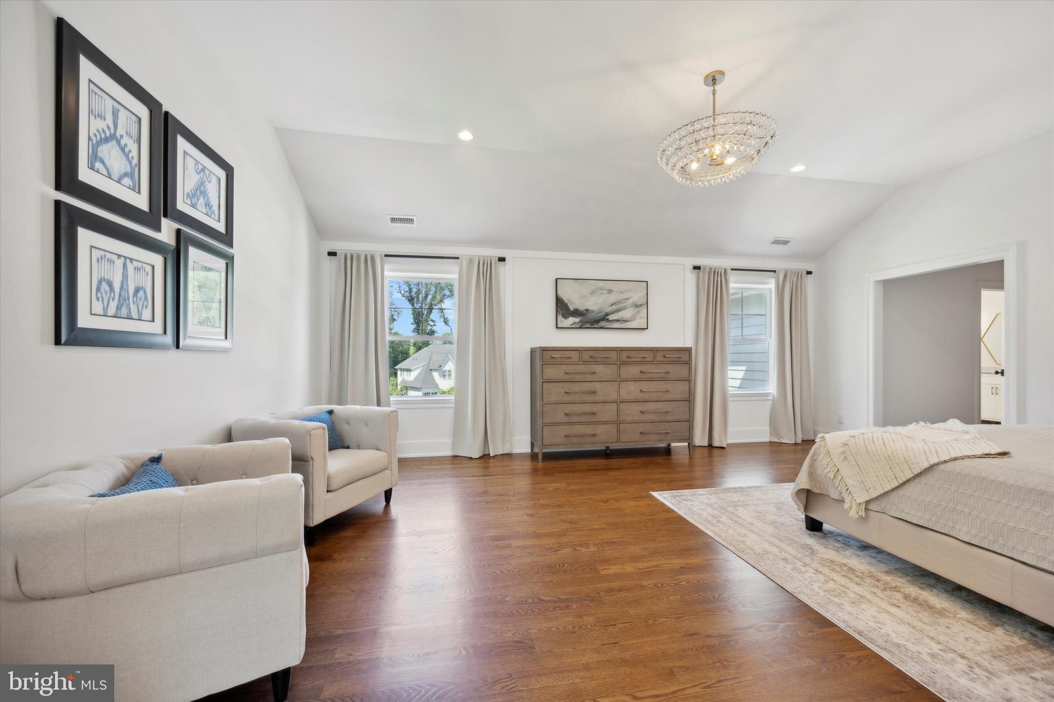 CANTERBURY WOODS - Residential