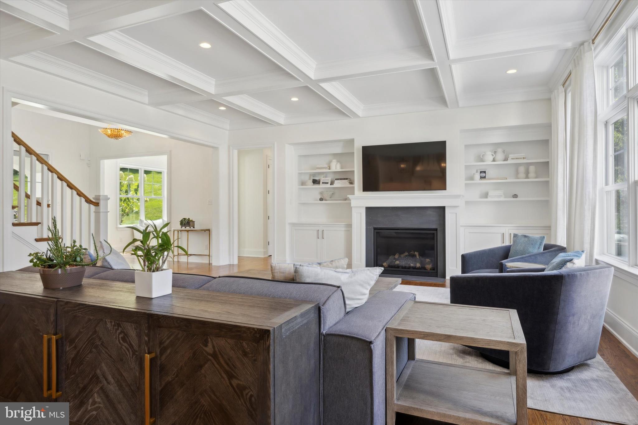 CANTERBURY WOODS - Residential