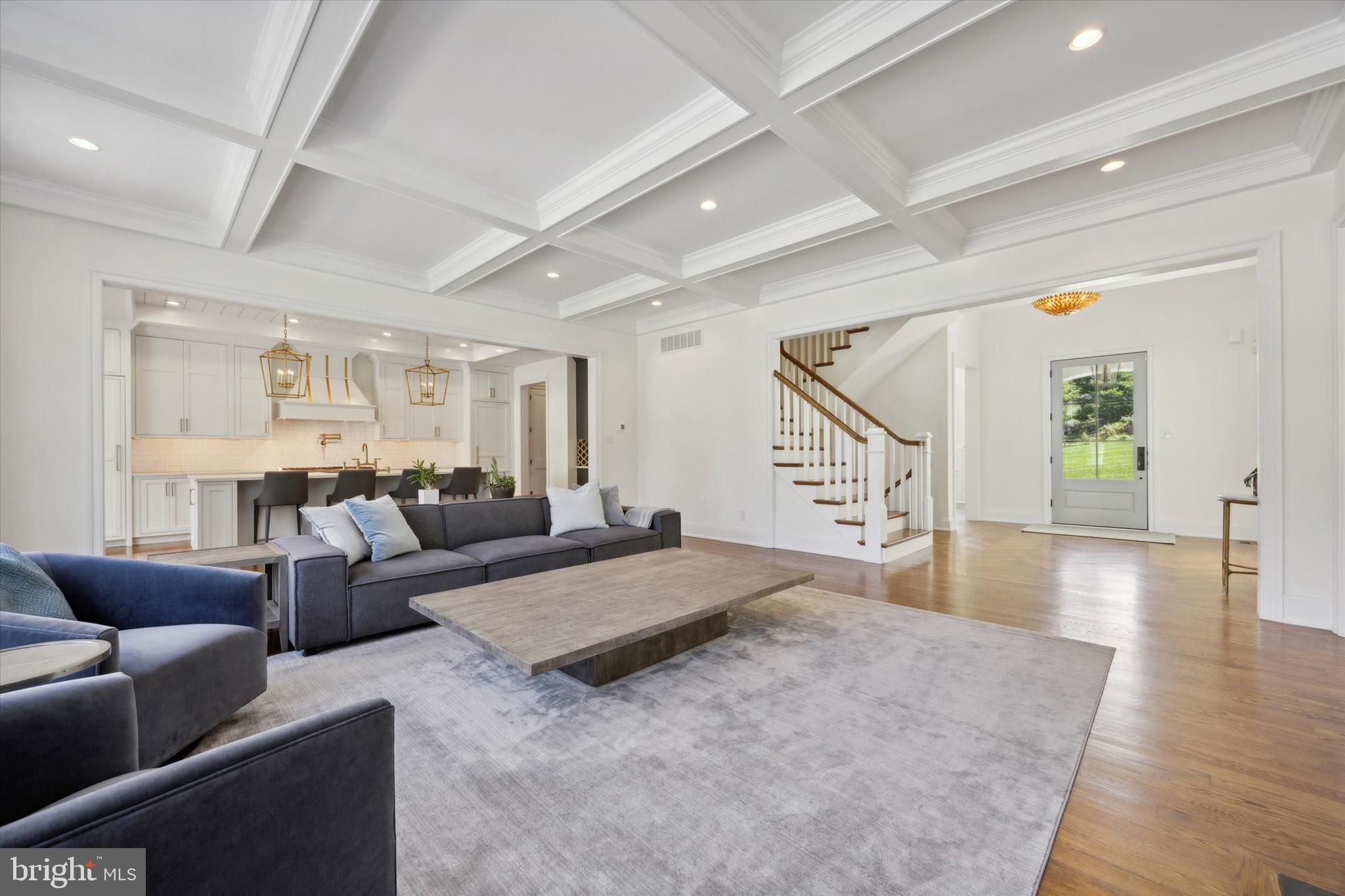 CANTERBURY WOODS - Residential