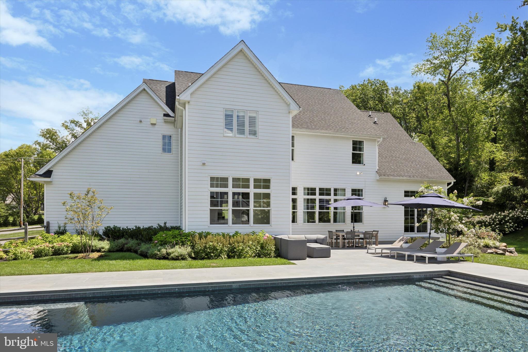 CANTERBURY WOODS - Residential