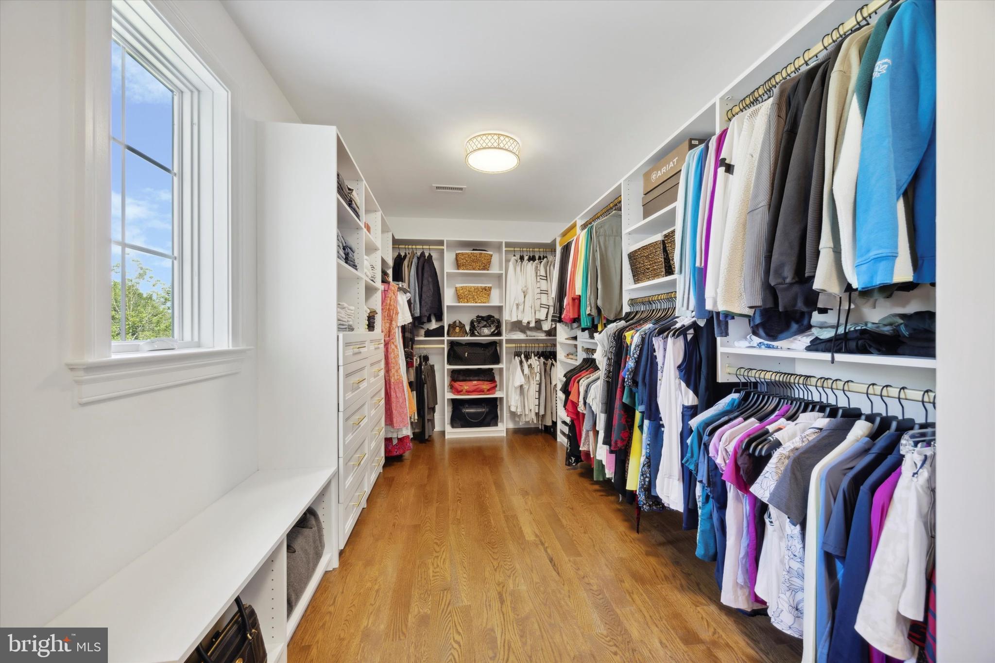 CANTERBURY WOODS - Residential