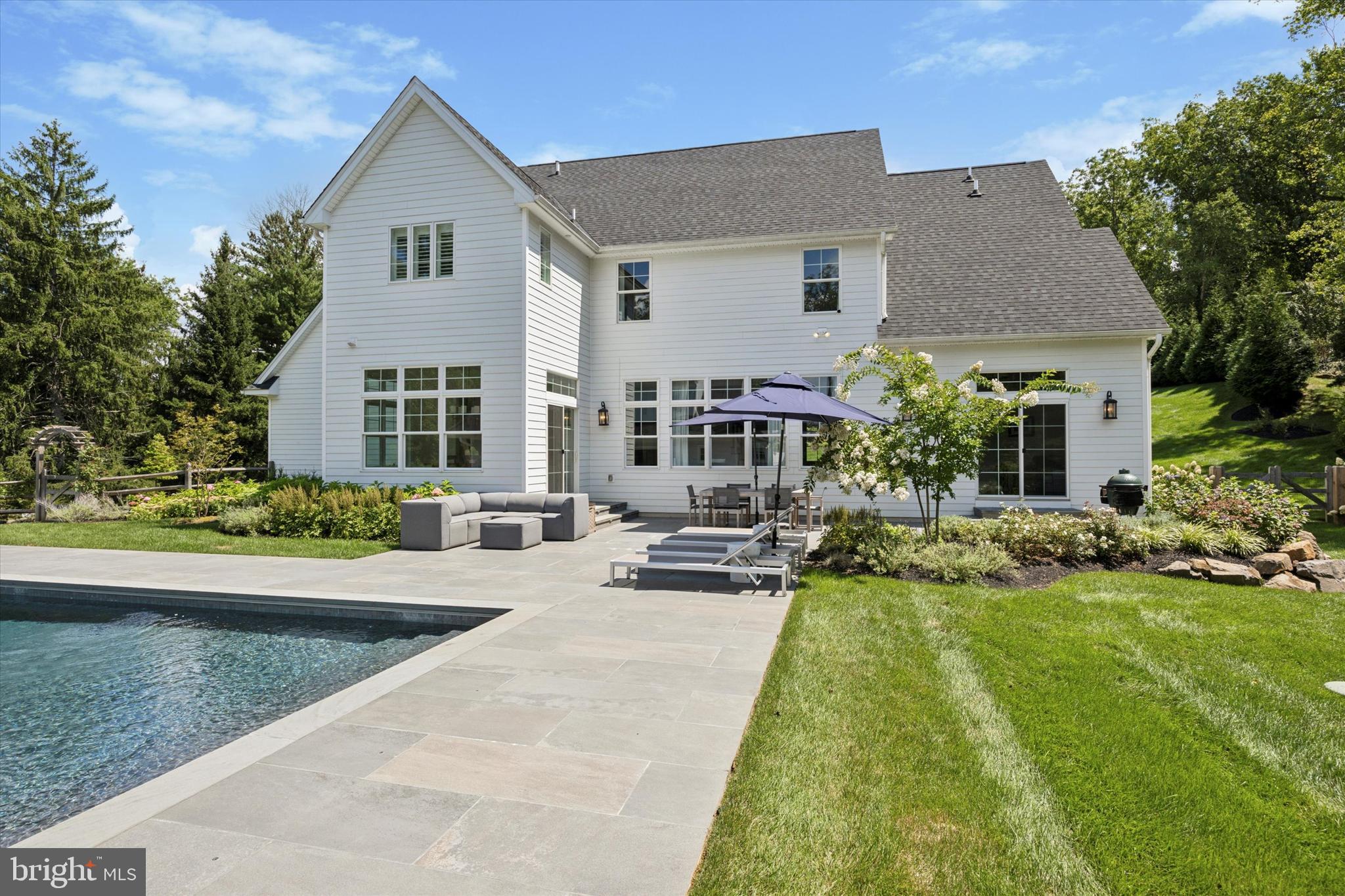 CANTERBURY WOODS - Residential