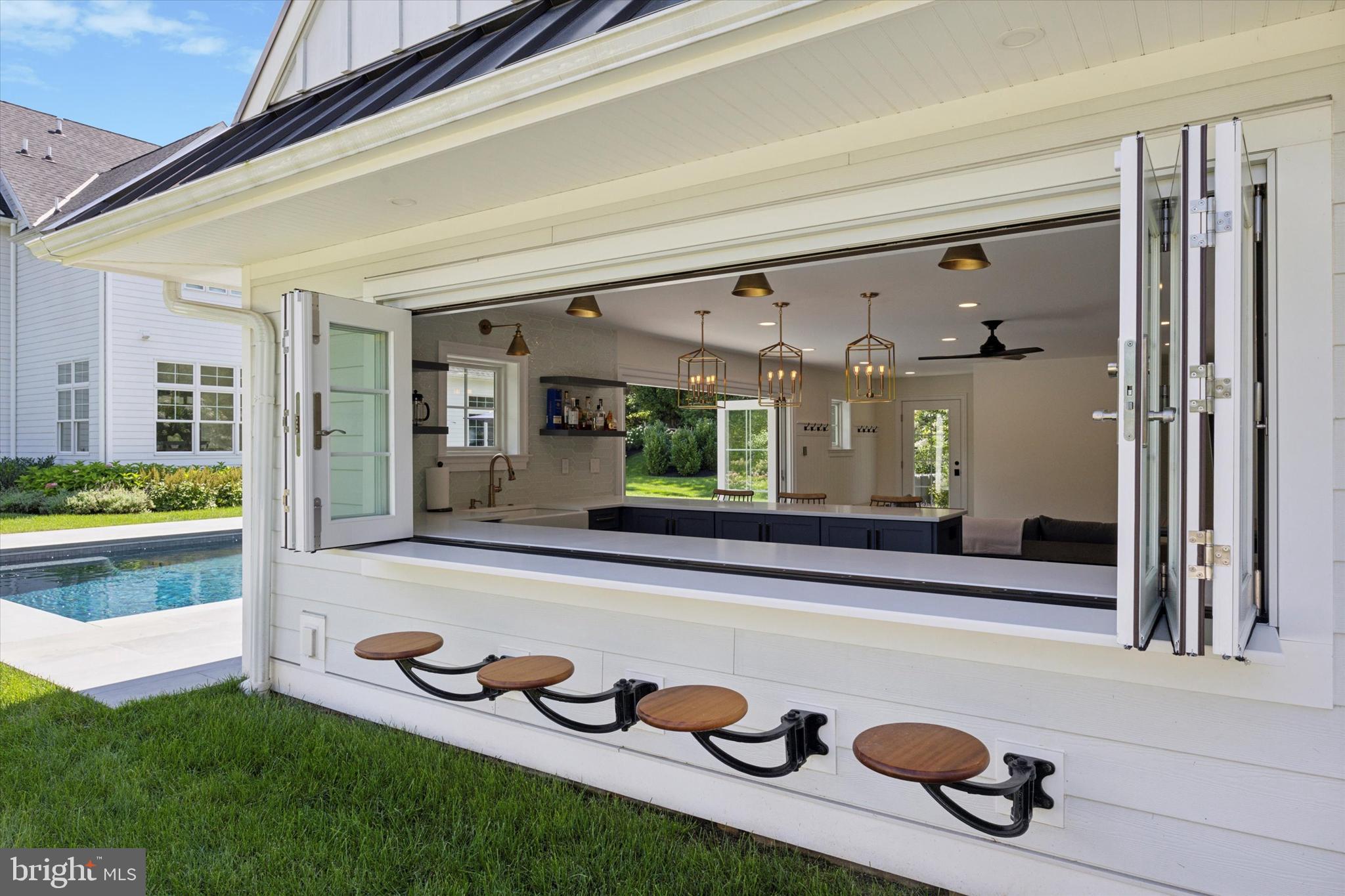 CANTERBURY WOODS - Residential