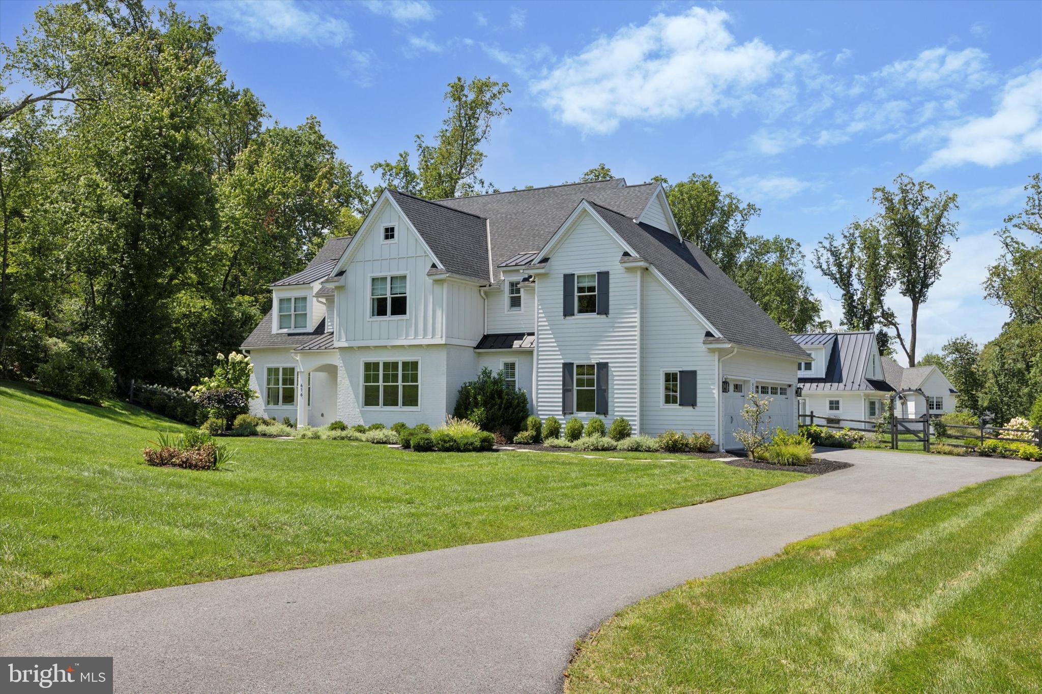 CANTERBURY WOODS - Residential