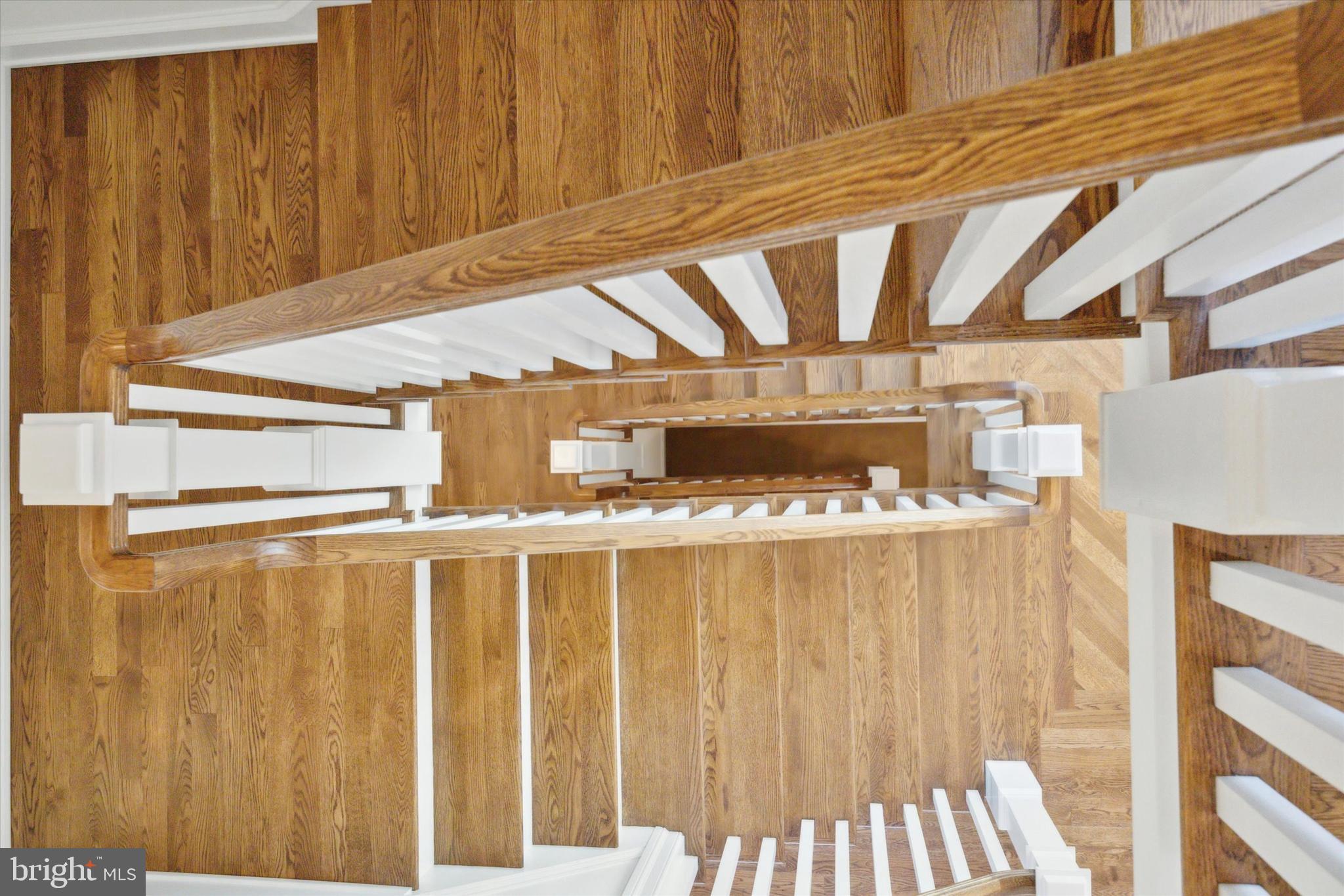 CANTERBURY WOODS - Residential