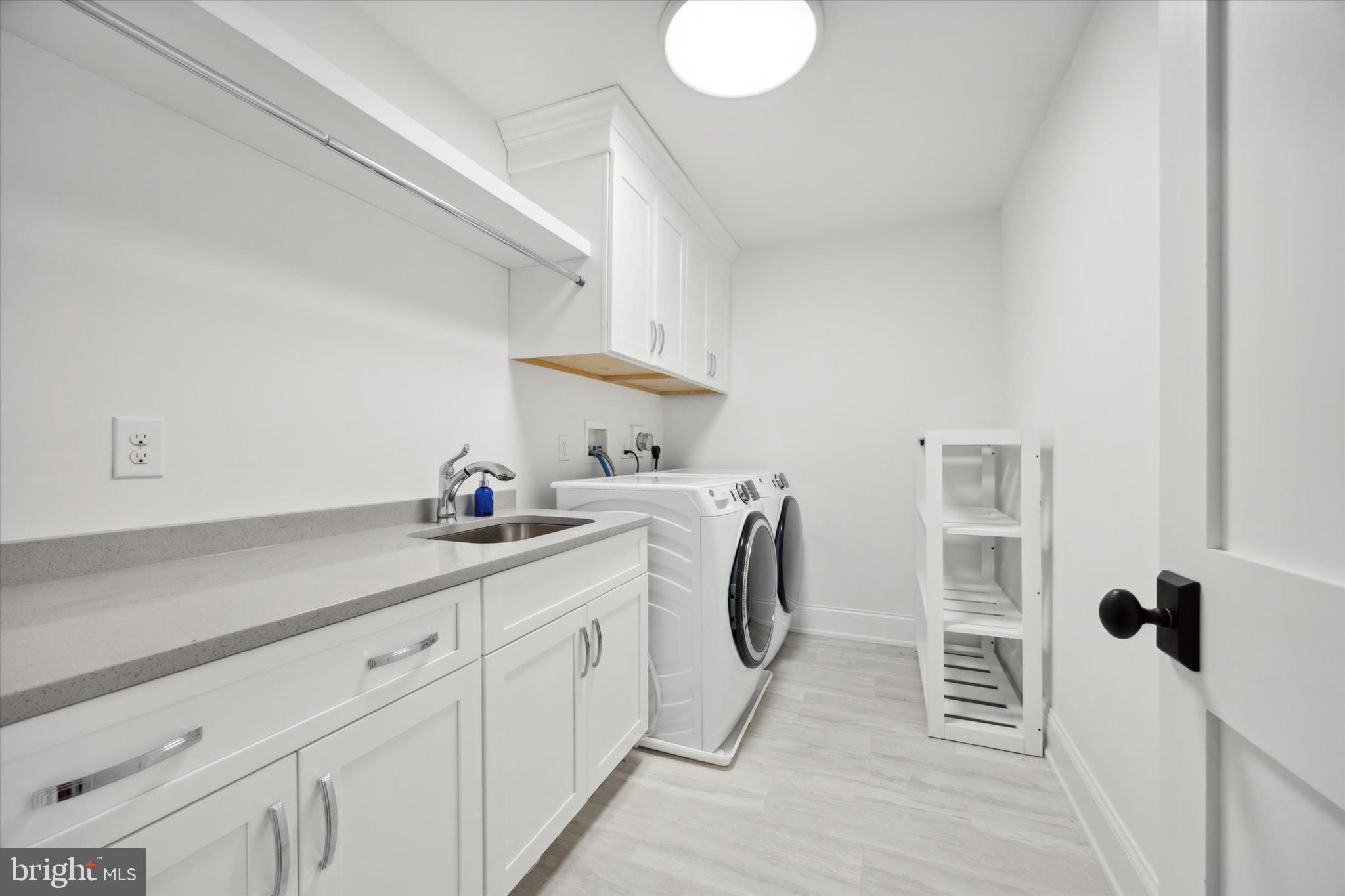 CANTERBURY WOODS - Residential