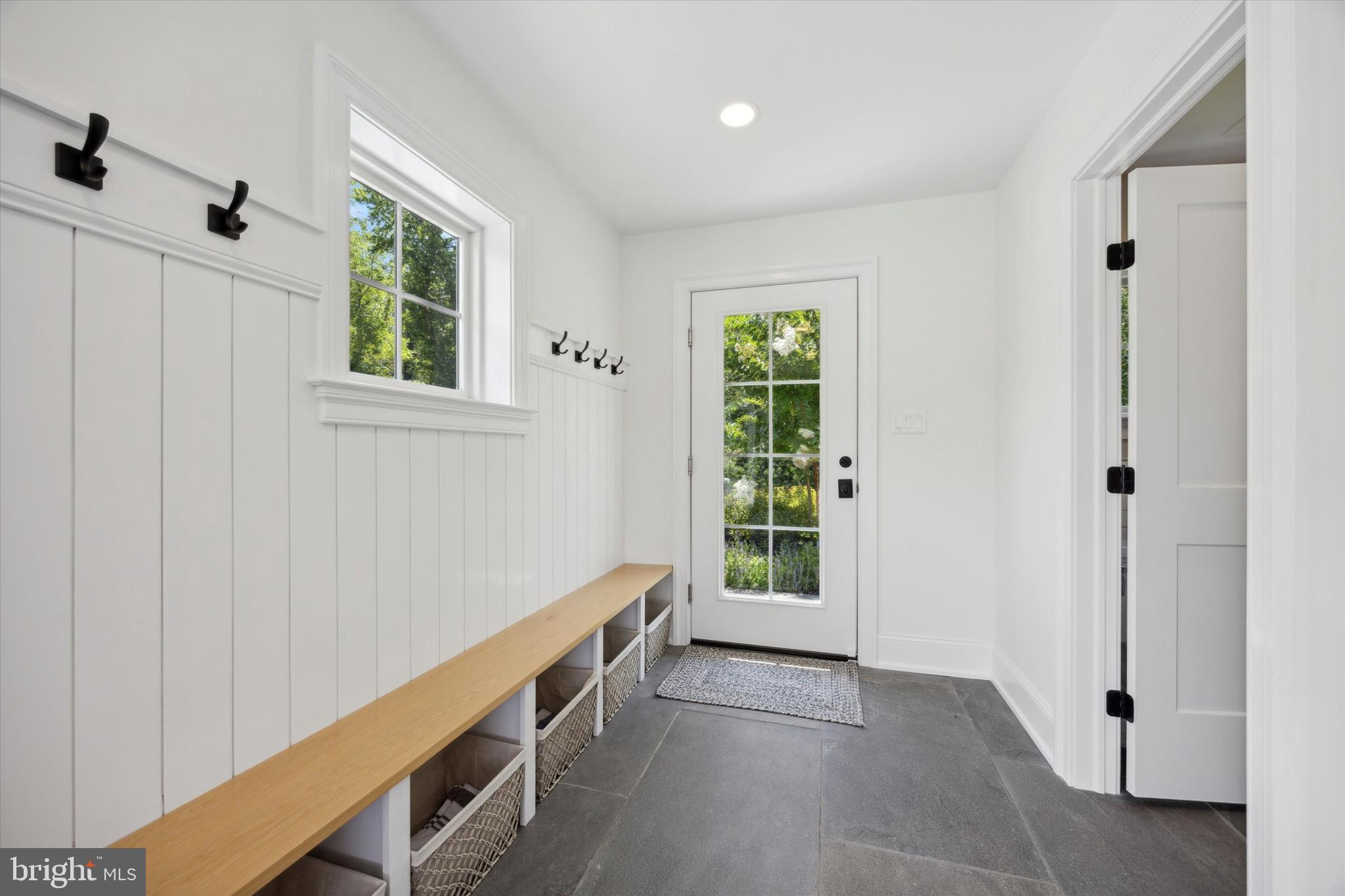 CANTERBURY WOODS - Residential