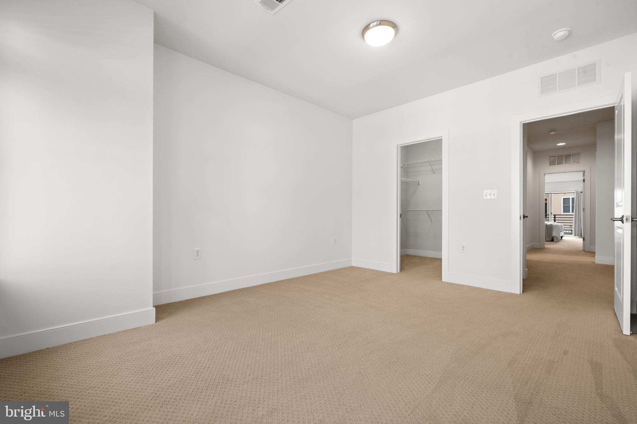 POTOMAC YARD - Residential