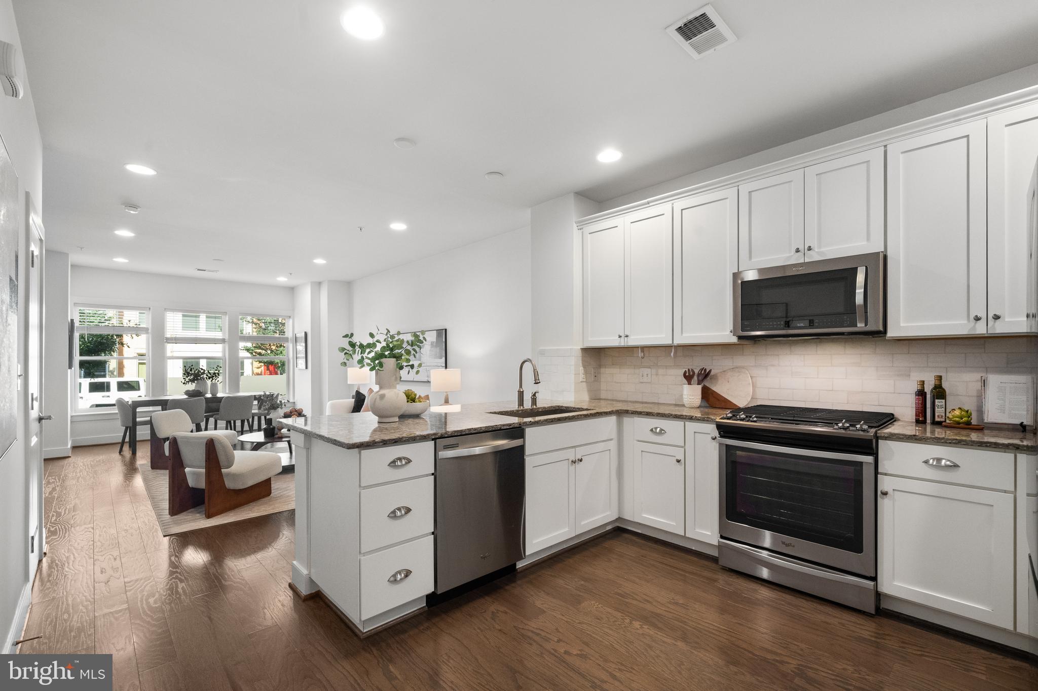 POTOMAC YARD - Residential