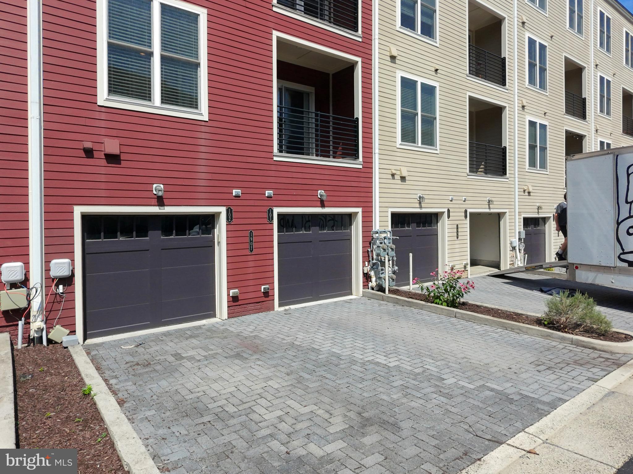 POTOMAC YARD - Residential