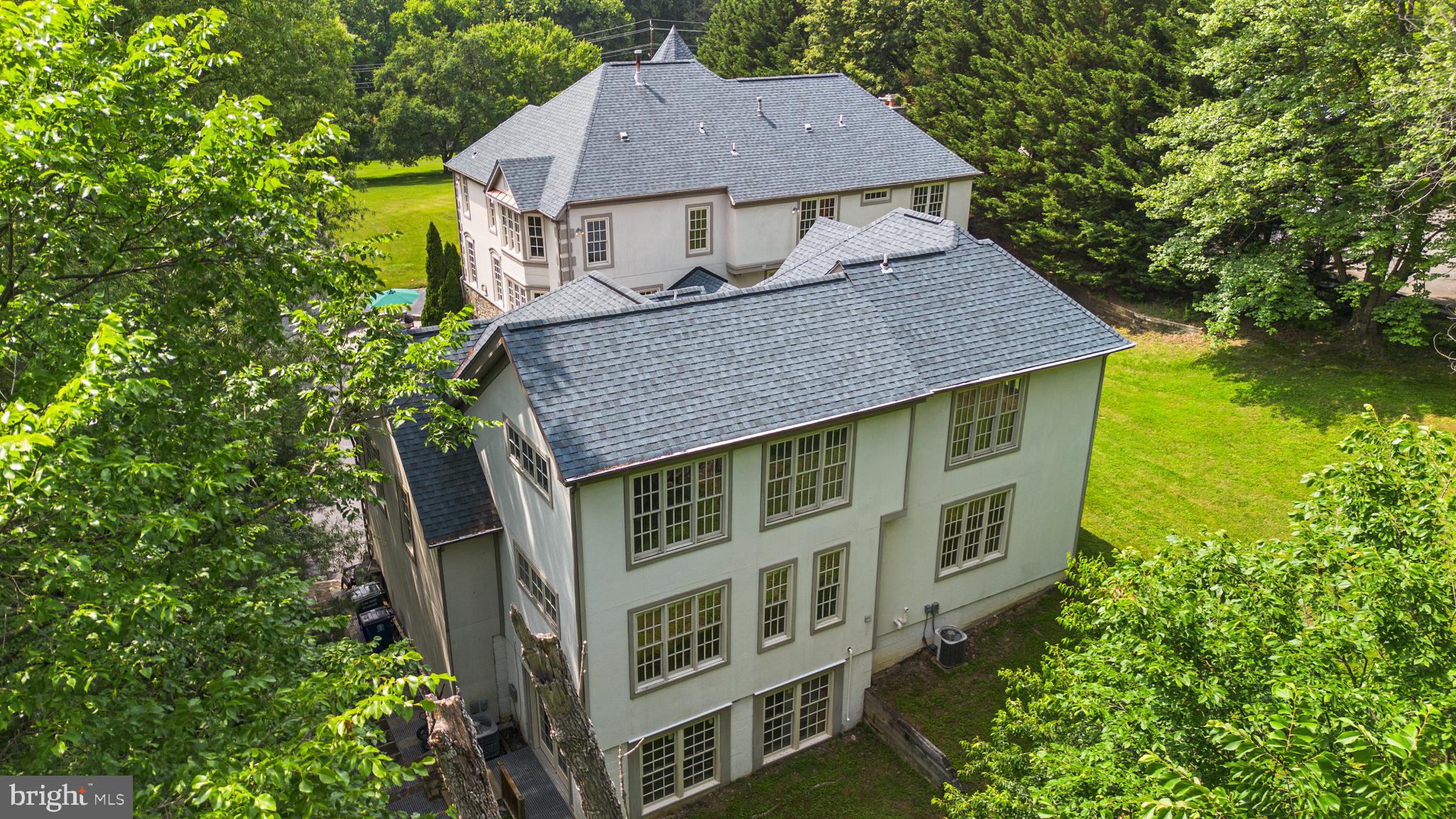 GLEN HILLS - Residential