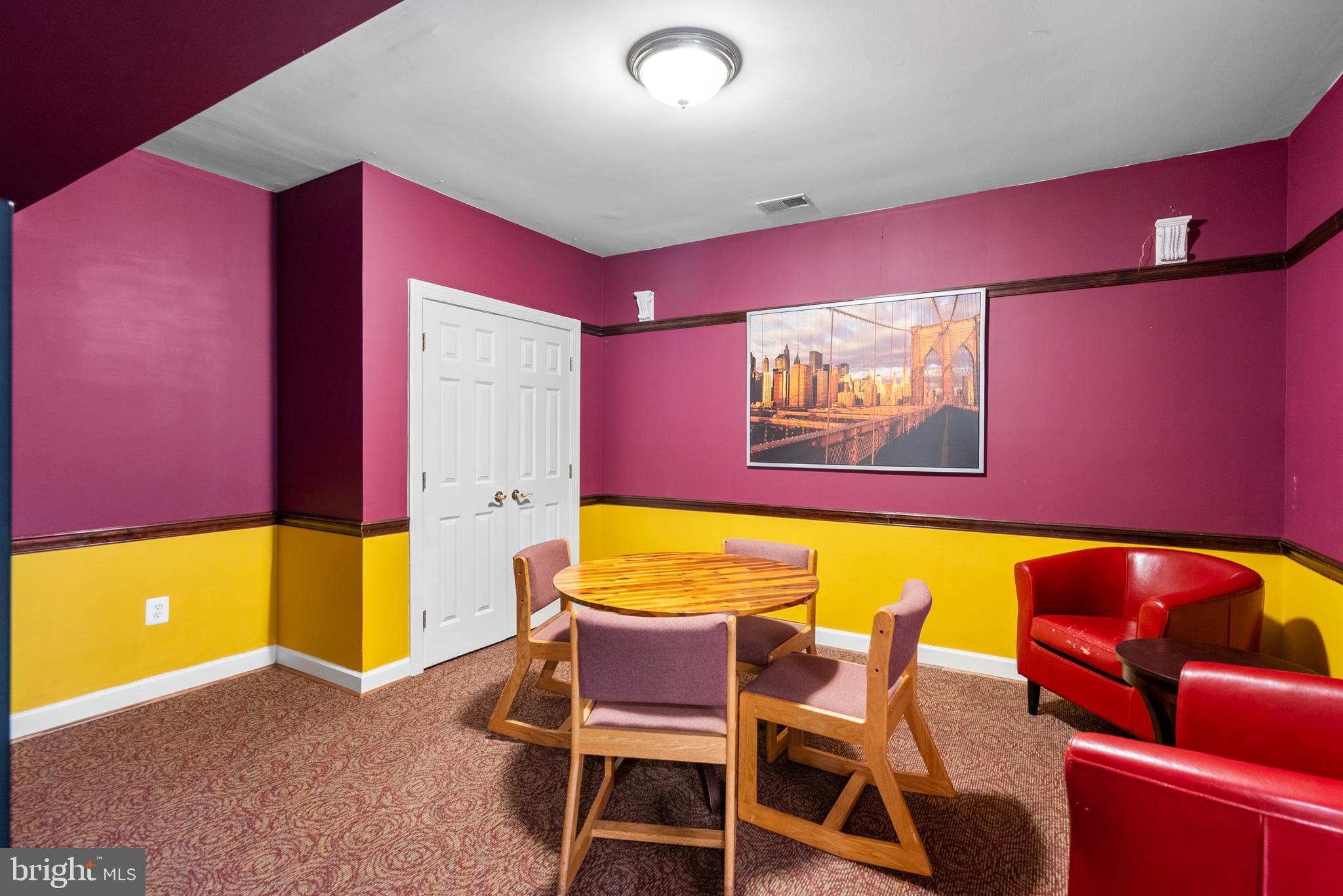 GLEN HILLS - Residential