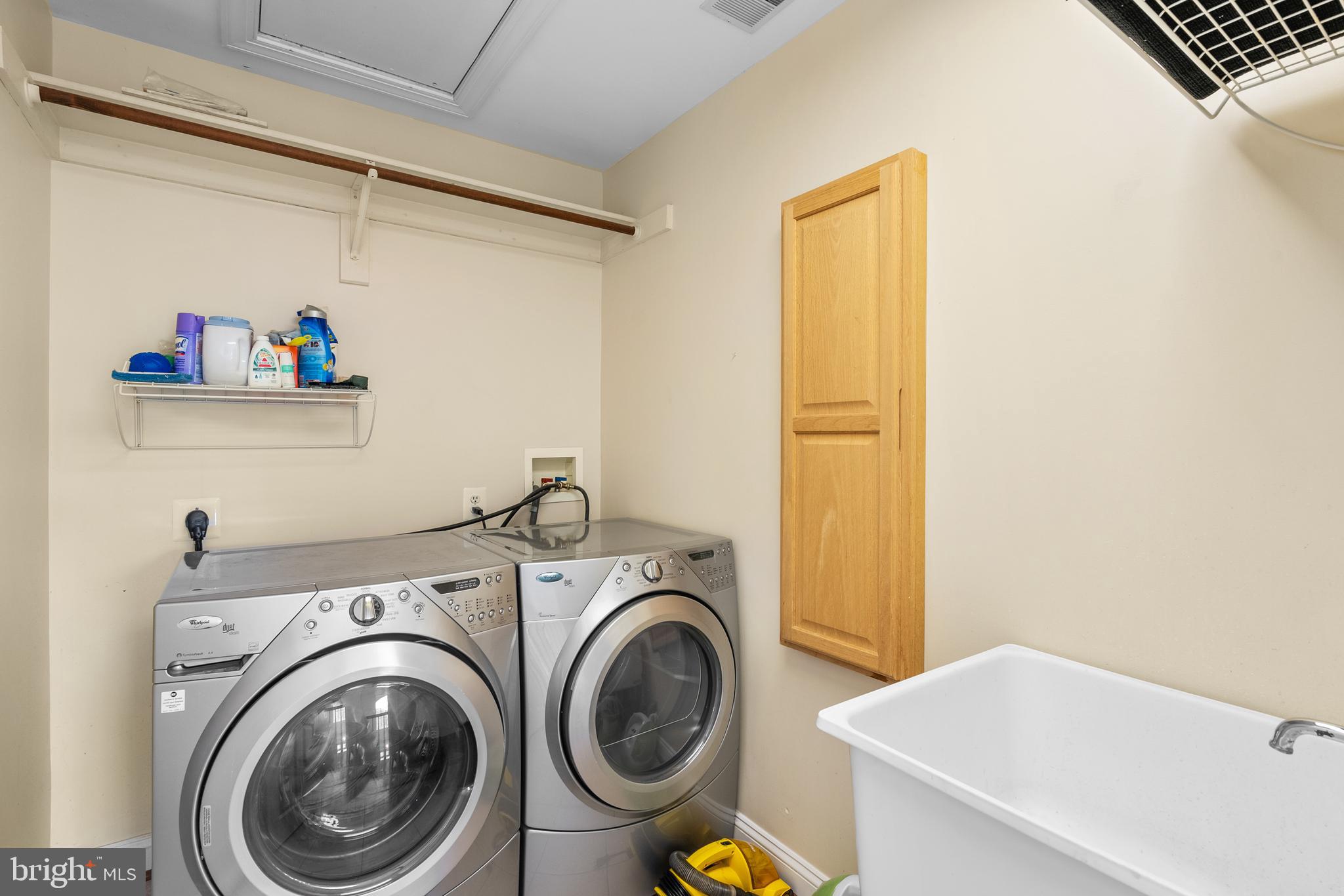 GLEN HILLS - Residential