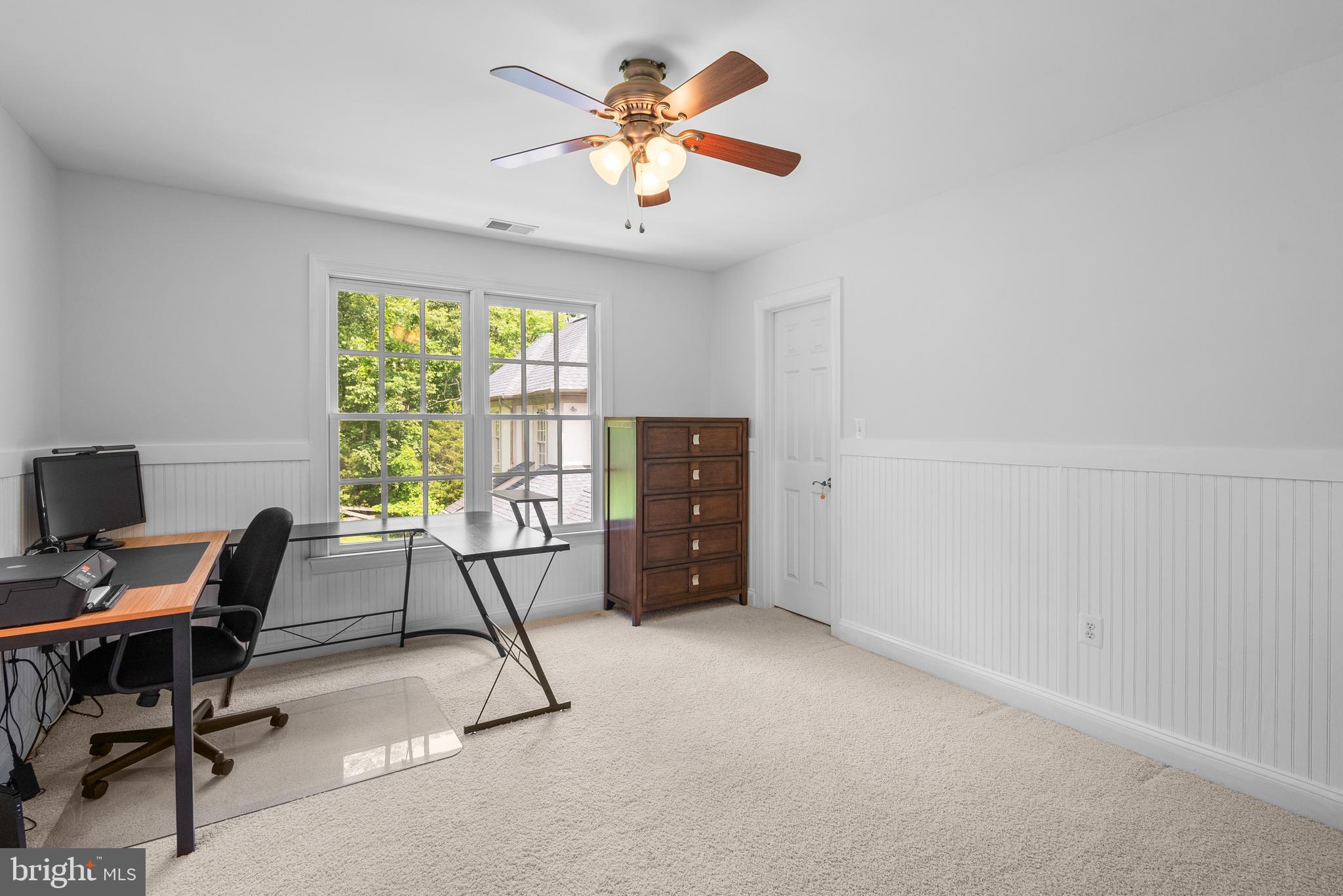 GLEN HILLS - Residential