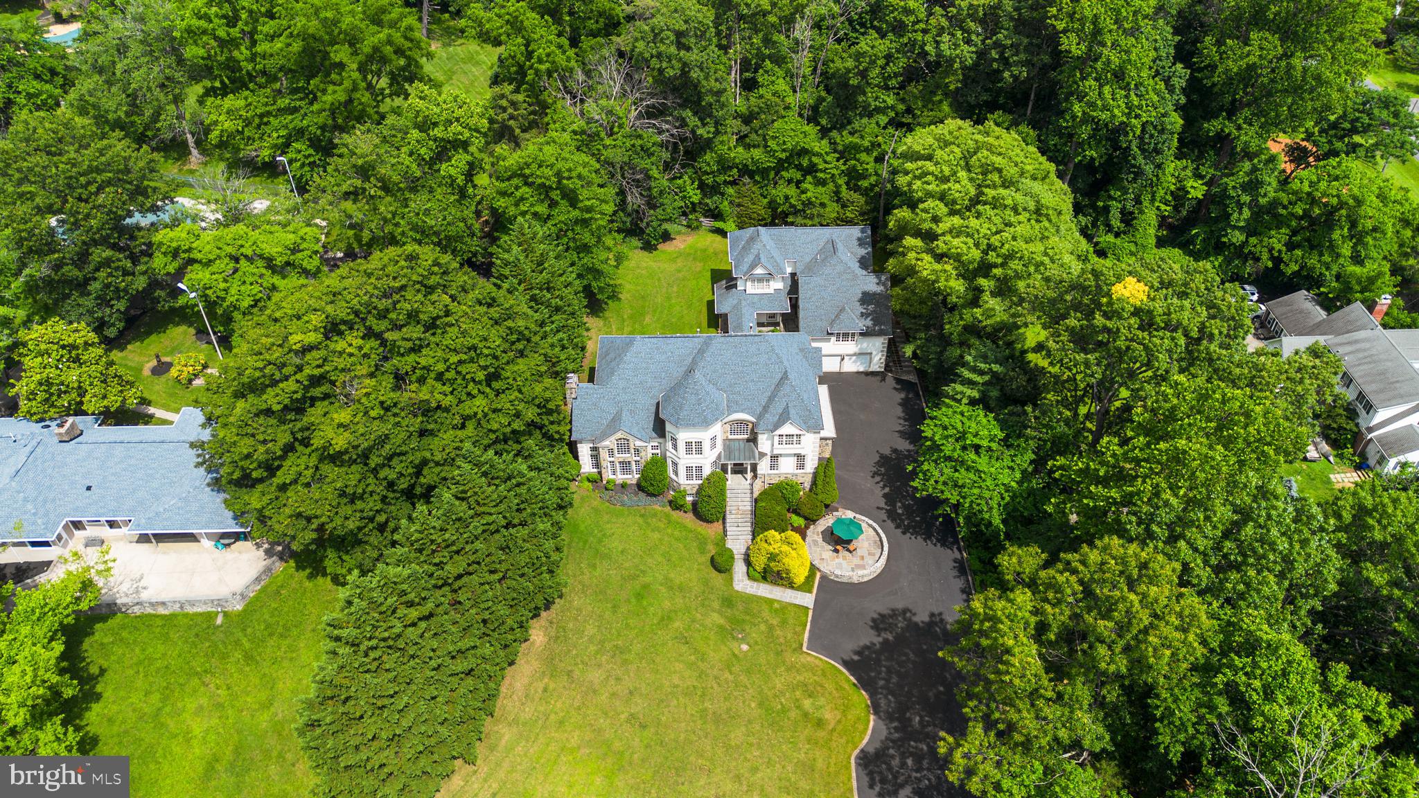 GLEN HILLS - Residential