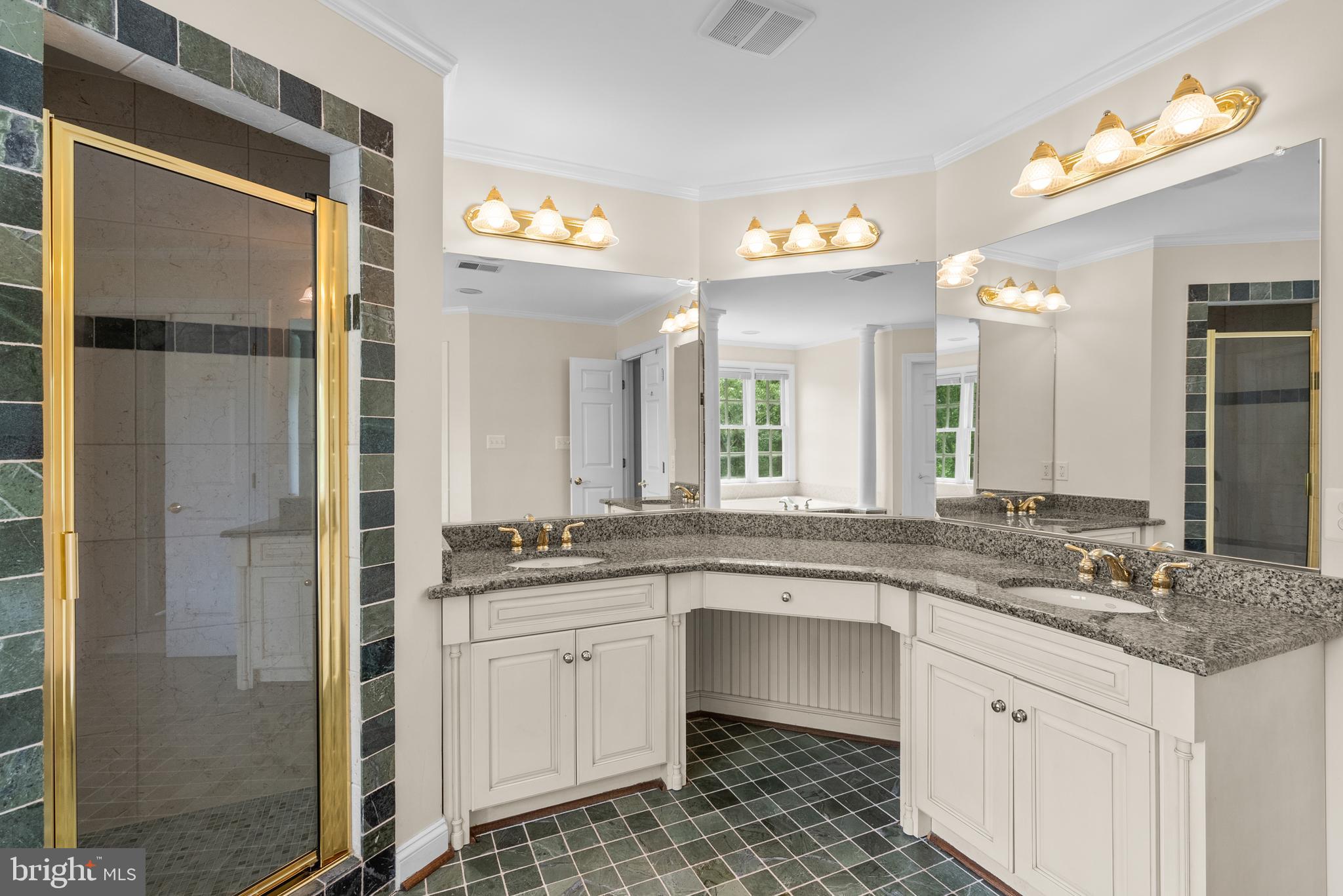 GLEN HILLS - Residential